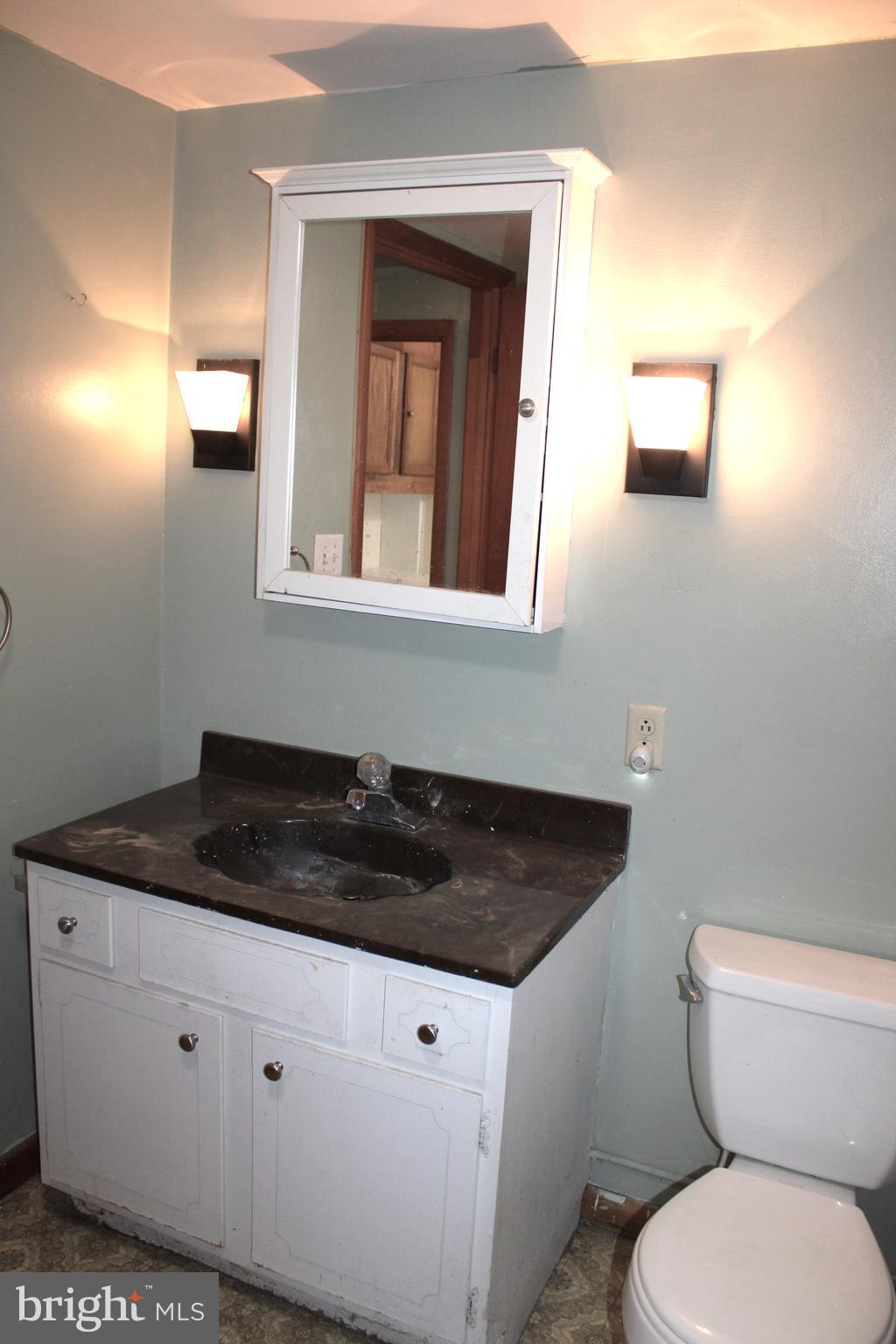 WEST SIDE - Residential