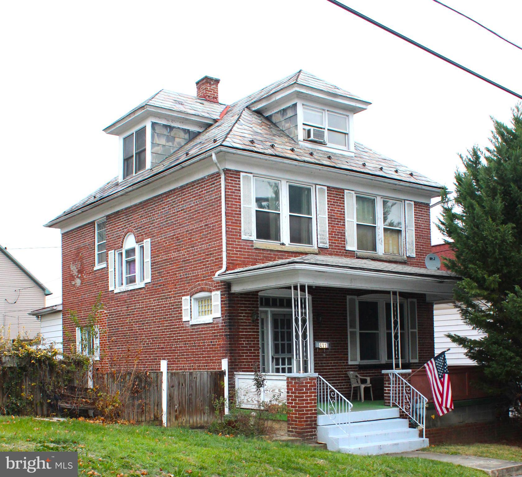 WEST SIDE - Residential