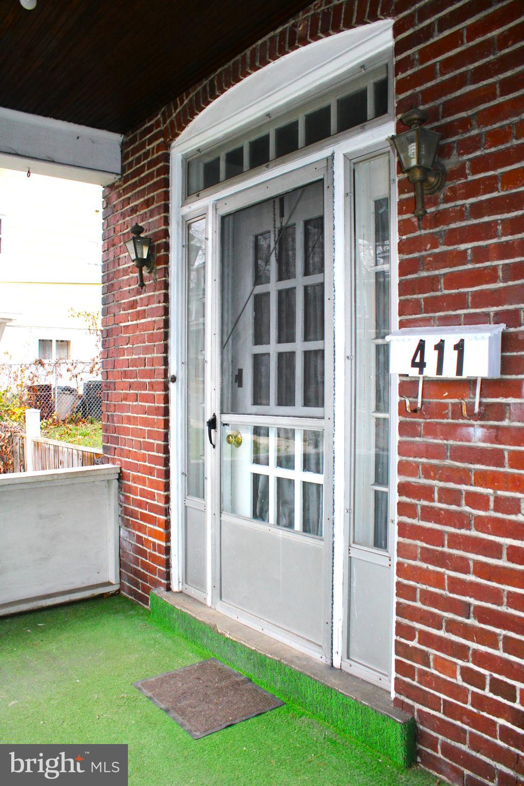 WEST SIDE - Residential