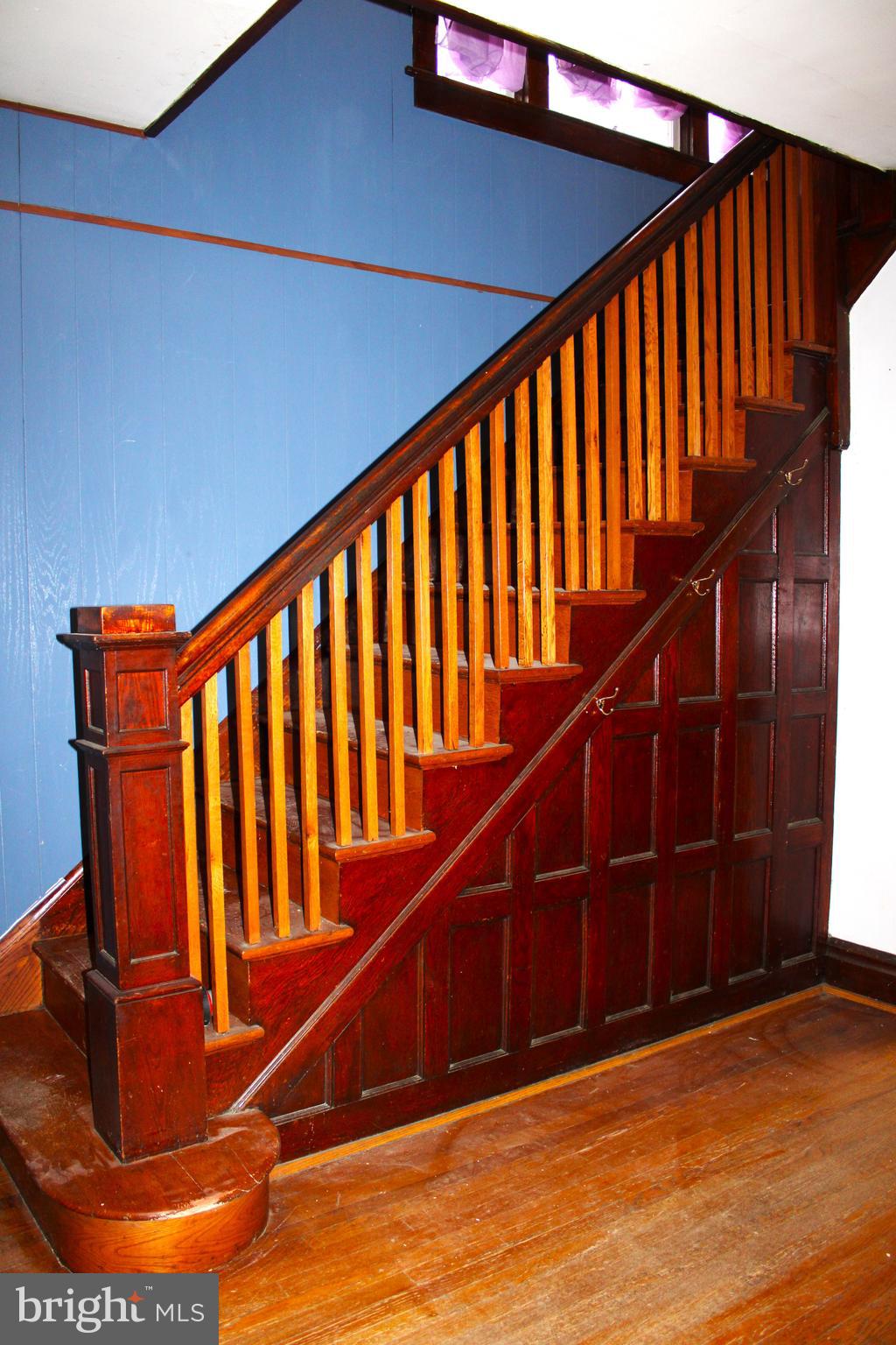 WEST SIDE - Residential