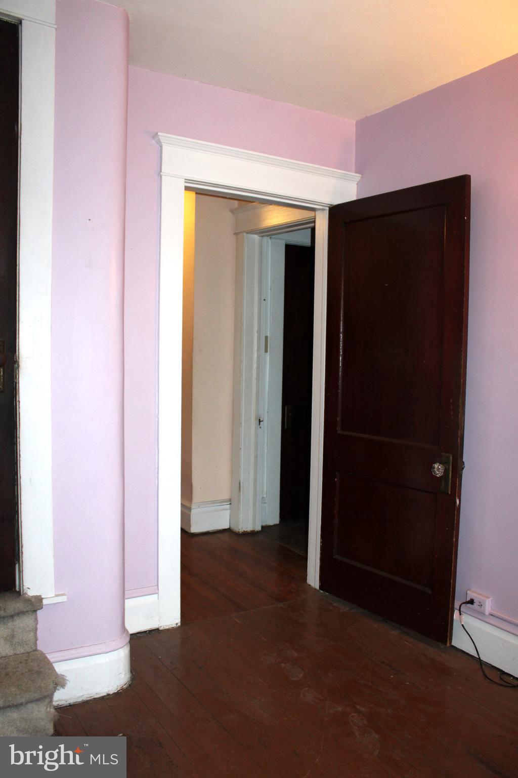 WEST SIDE - Residential