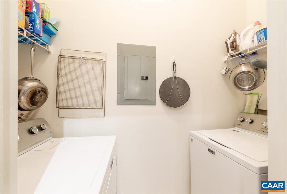 WALKER SQUARE CONDOS - Residential