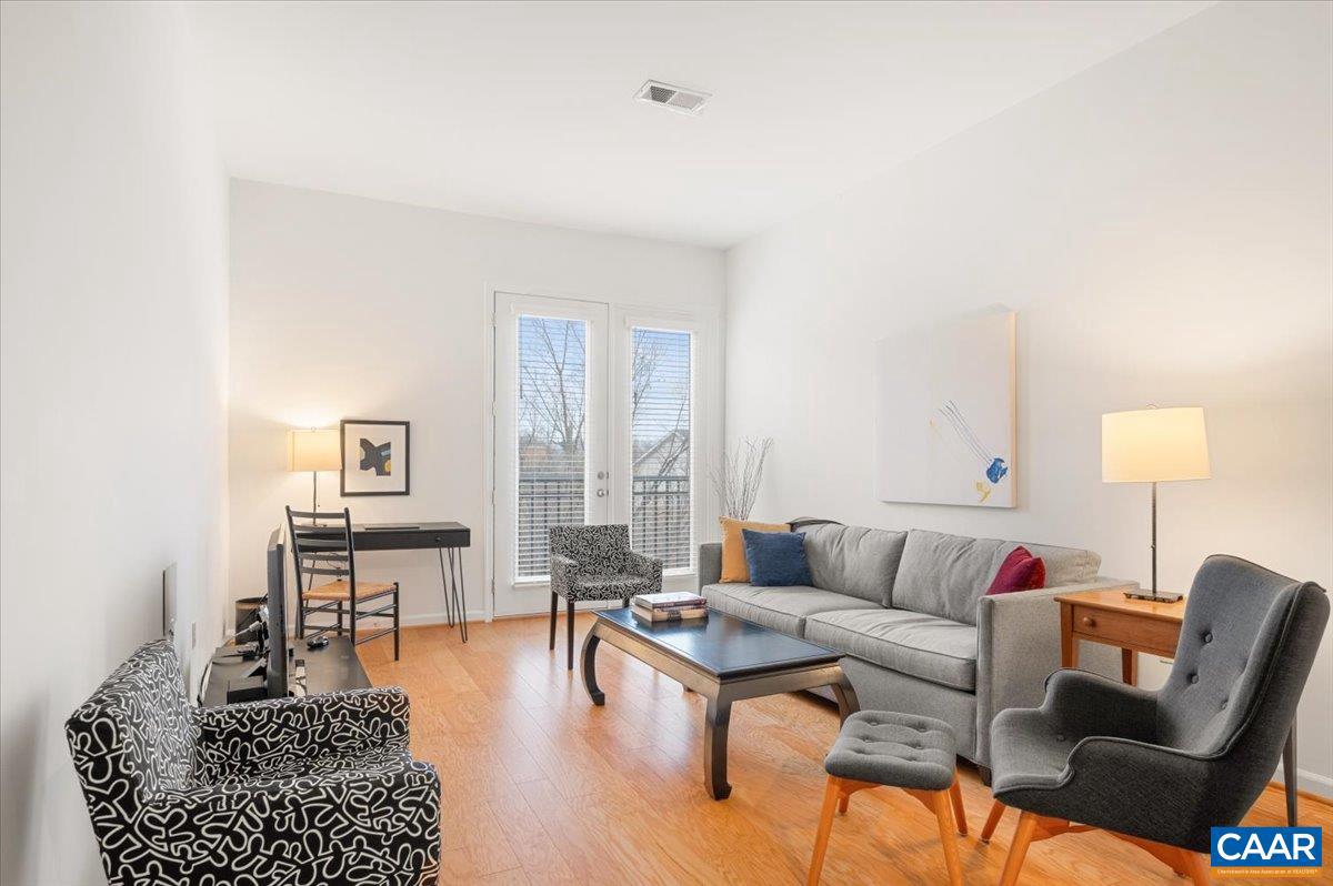 WALKER SQUARE CONDOS - Residential