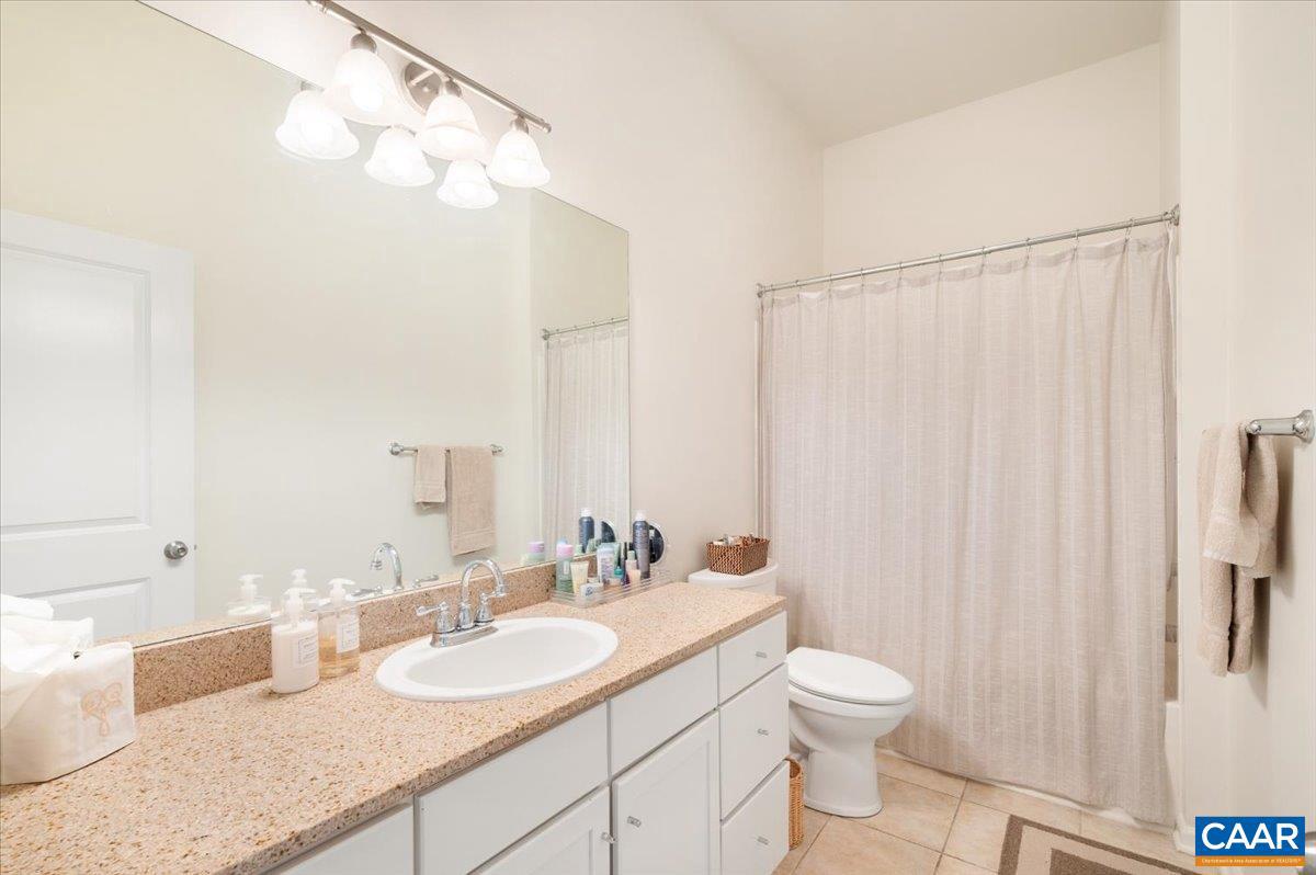 WALKER SQUARE CONDOS - Residential