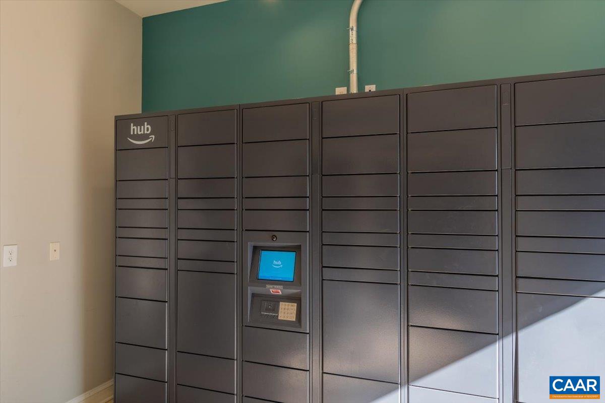 WALKER SQUARE CONDOS - Residential