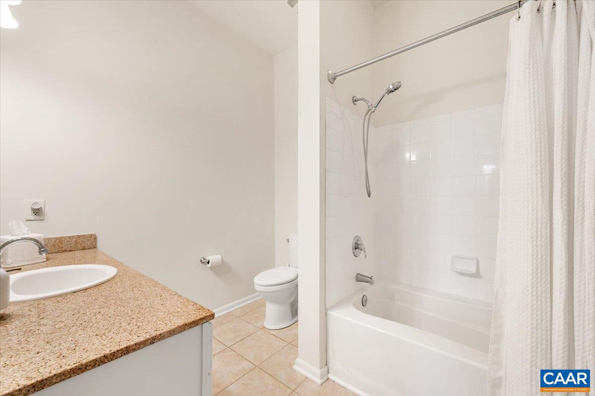 WALKER SQUARE CONDOS - Residential