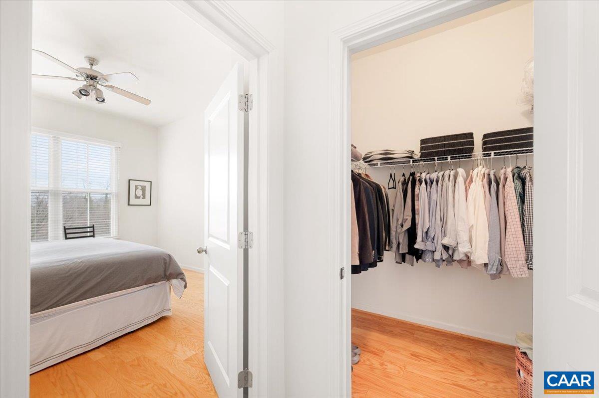 WALKER SQUARE CONDOS - Residential