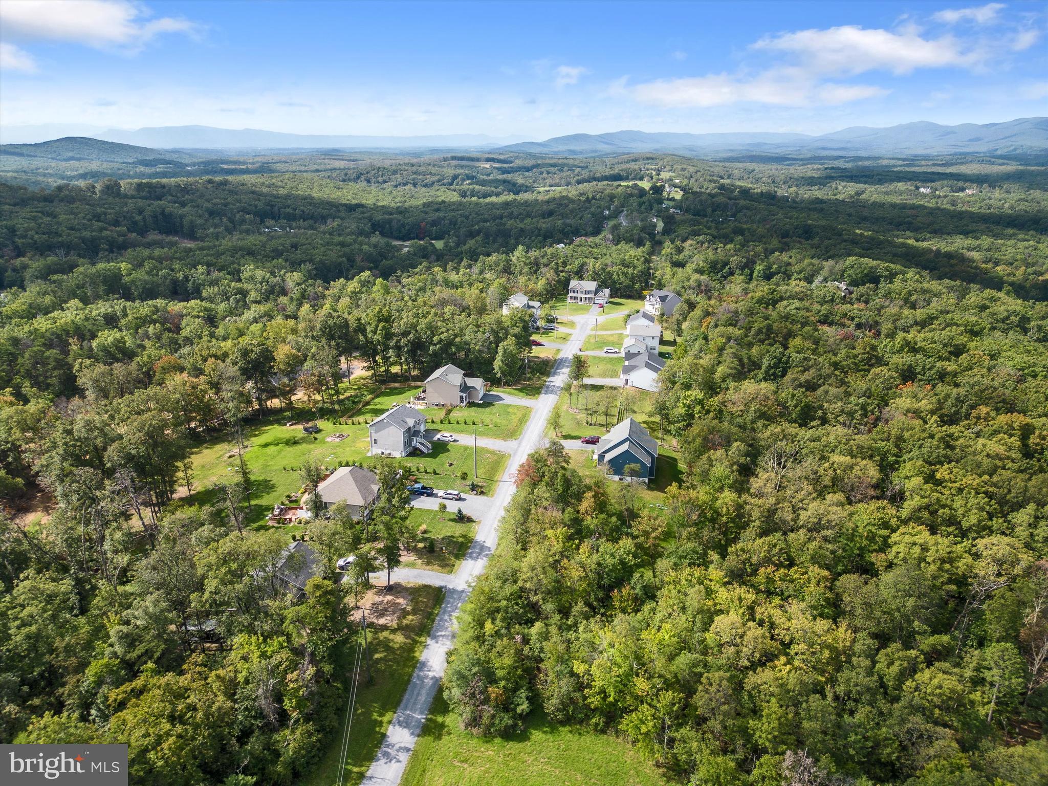 HIGH VIEW MANOR - Land