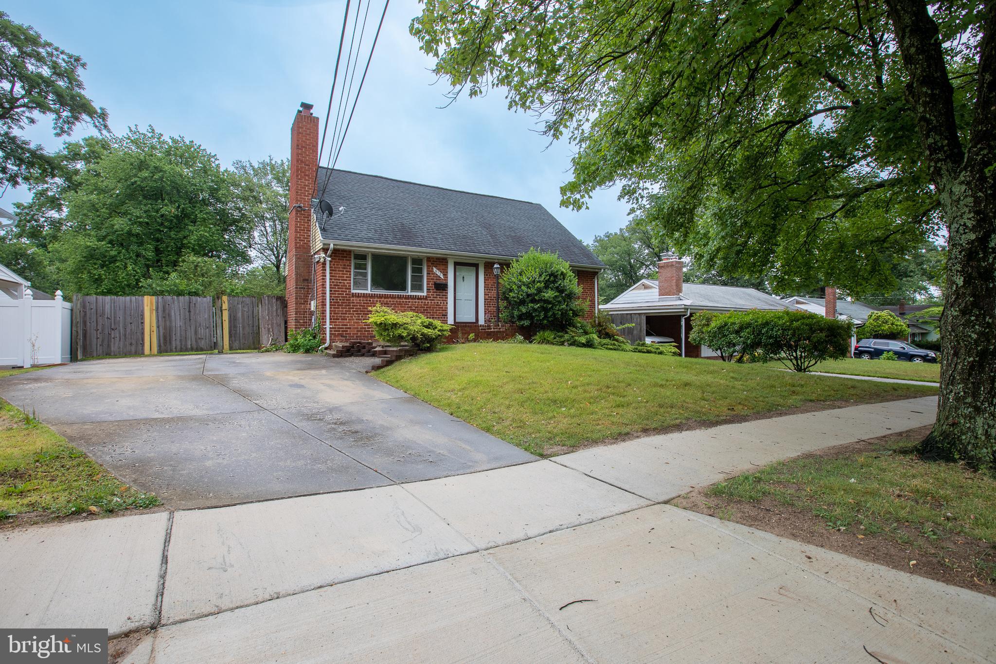 Beautiful 4 BR/3 BR Single-Family Home in Carrollton! With its hardwood flooring and tastefully neutral-colored walls, this home offers a timeless and versatile backdrop for your personal style. The spacious living area boasts abundant natural lighting and a cozy fireplace, creating a welcoming atmosphere to relax and unwind. Adjacent to the living area, you'll find a separate dining area, providing a delightful space for family meals or entertaining guests. Step through the dining area and discover the large fenced backyard, perfect for outdoor activities and enjoying the fresh air. The kitchen features beautiful countertops, well-appointed cabinetry, and appliances! The main level also offers two spacious bedrooms and an upgraded full bathroom conveniently located in the hallway. Upstairs, you'll find two more generously sized bedrooms, each with ample closet space to accommodate your storage needs. The upper level also features a full bathroom in the hallway, ensuring comfort and convenience for all occupants. The fully finished basement adds even more living space to this home, complete with a versatile den that can be used as a family room and an additional full bathroom. With ample room for storage, you'll have plenty of space to keep your belongings organized. The home's ample driveway provides convenient parking for your vehicles!
Local attractions:
- Greenbelt Park: A scenic national park offering hiking trails, picnic areas, and camping facilities.
- FedExField: Home to the Washington Football Team, this stadium hosts exciting NFL games and other major events.
- NASA Goddard Visitor Center: A fascinating attraction where visitors can learn about space exploration and NASA's scientific research.
- Prince George's Sports & Learning Complex: A multi-purpose sports and entertainment venue that offers a variety of recreational activities, including indoor track and field, swimming, and fitness programs.
- Lake Artemesia: A serene lake surrounded by walking trails and parkland, providing a peaceful retreat for nature lovers and outdoor enthusiasts.
Nearby highways:
- Interstate 495 (Capital Beltway): A major highway encircling the Washington, DC metropolitan area, providing access to various destinations in Maryland and Virginia.
- Maryland Route 450: A local highway that connects New Carrollton to neighboring communities, offering convenient access to shops, restaurants, and other amenities.
Pets are welcome with additional and with additional pet deposit!
Application Qualifications: Minimum monthly income 3 times the tenant’s portion of the monthly rent, acceptable rental history, acceptable credit history and acceptable criminal history. More specific information provided with the application.
All Bay Management Group residents are automatically enrolled in the Resident Benefits Package (RBP) for $39.95/month, which includes renters insurance, credit building to help boost your credit score with timely rent payments, $1M Identity Protection, HVAC air filter delivery (for applicable properties), move-in concierge service making utility connection and home service setup a breeze during your move-in, our best-in-class resident rewards program, and much more! The Resident Benefits Package is a voluntary program and may be terminated at any time, for any reason, upon thirty (30) days’ written notice. Tenants that do not upload their own renters insurance to the Tenant portal 5 days prior to move in will be automatically included in the RBP and the renters insurance program. More details upon application.