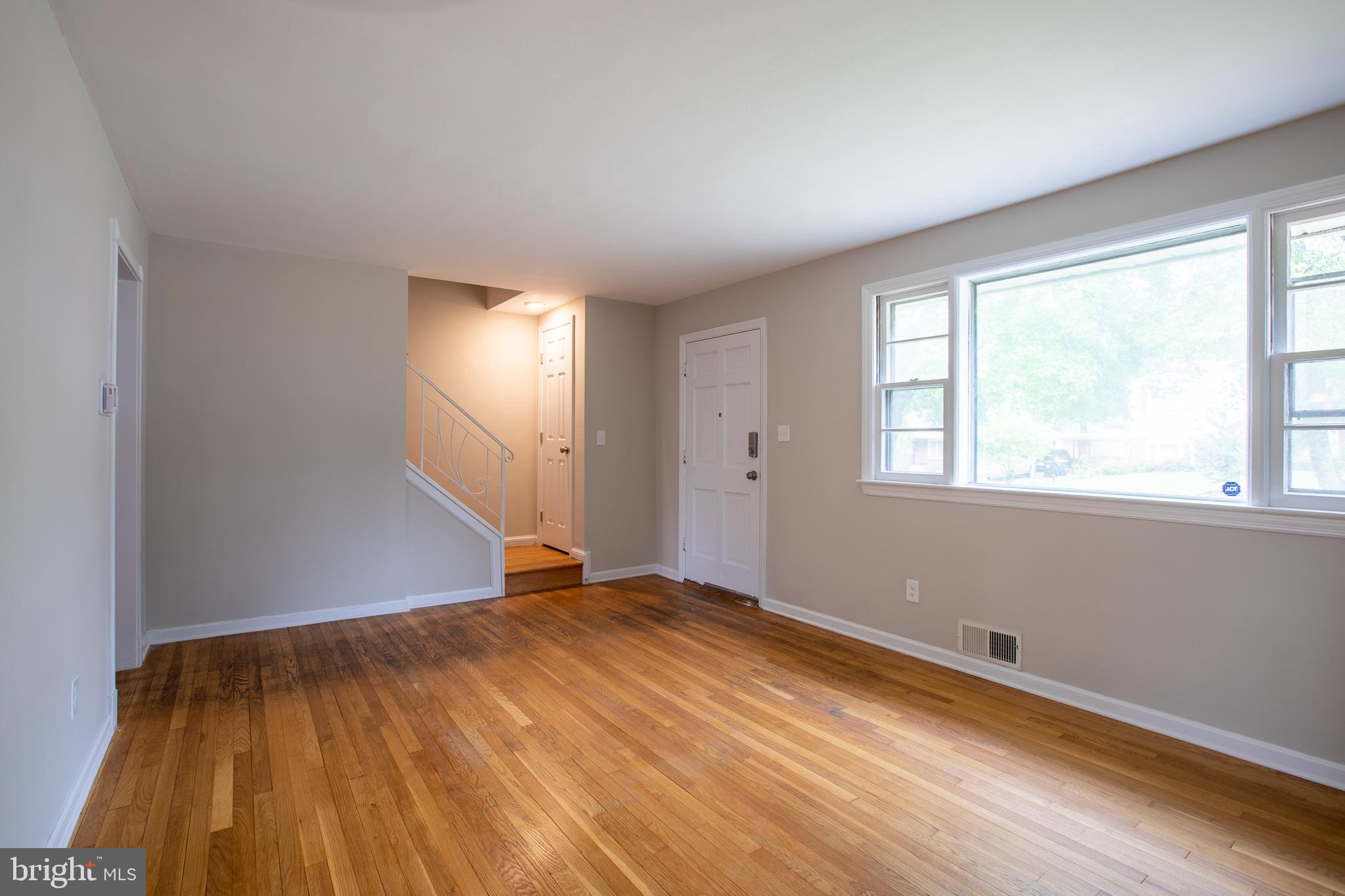 NEW CARROLLTON - Residential Lease