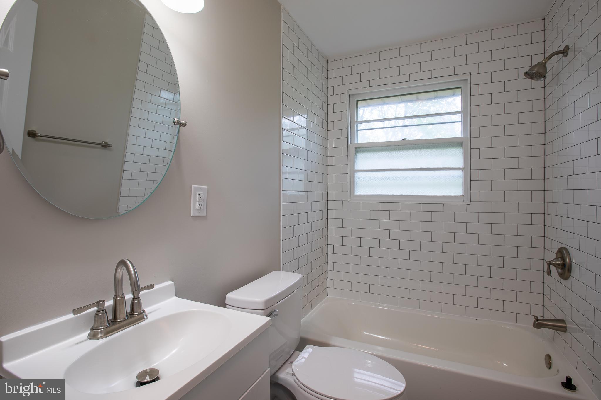 NEW CARROLLTON - Residential Lease