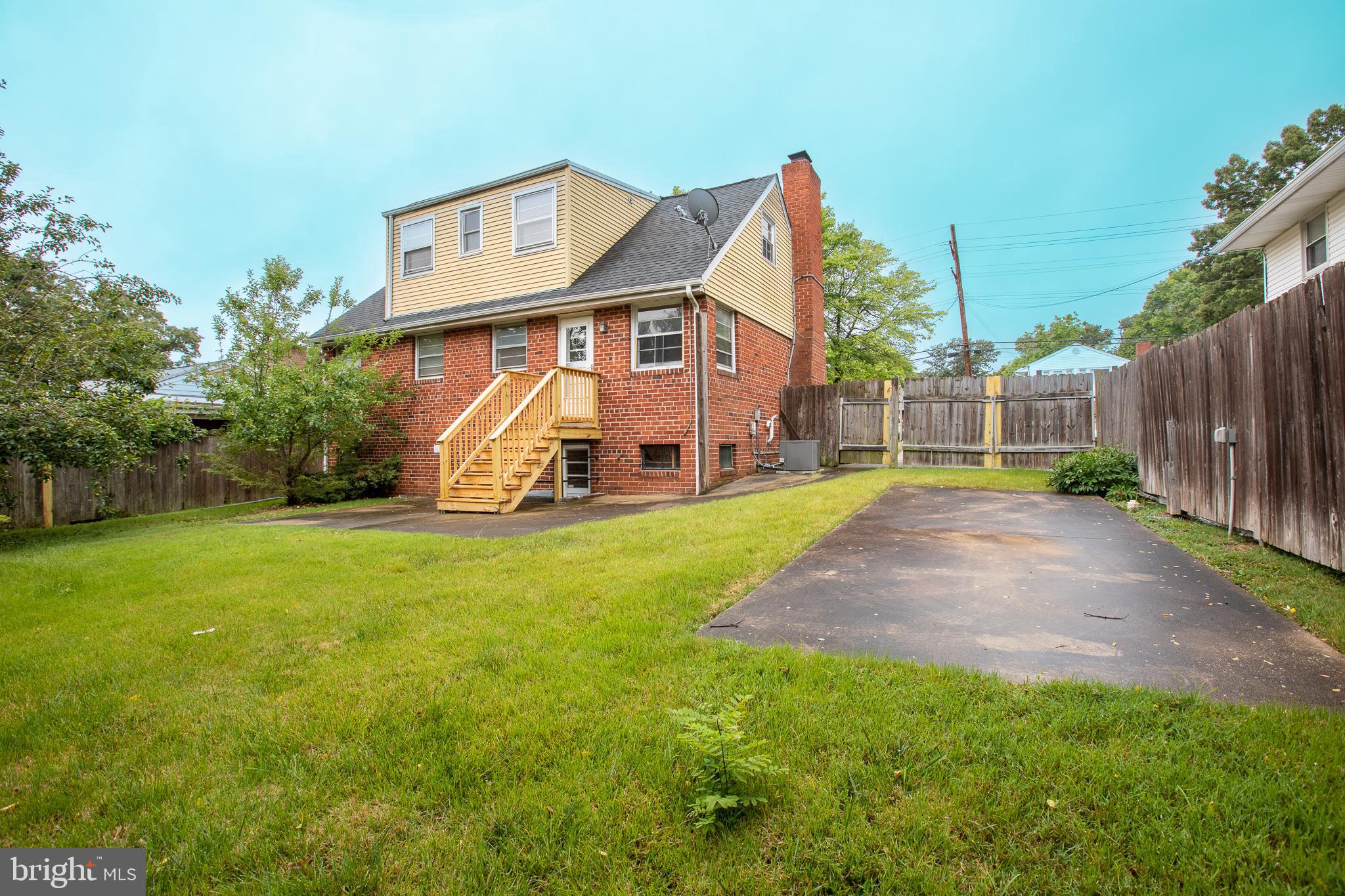 NEW CARROLLTON - Residential Lease