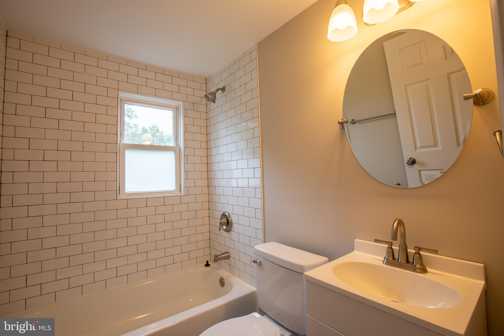 NEW CARROLLTON - Residential Lease