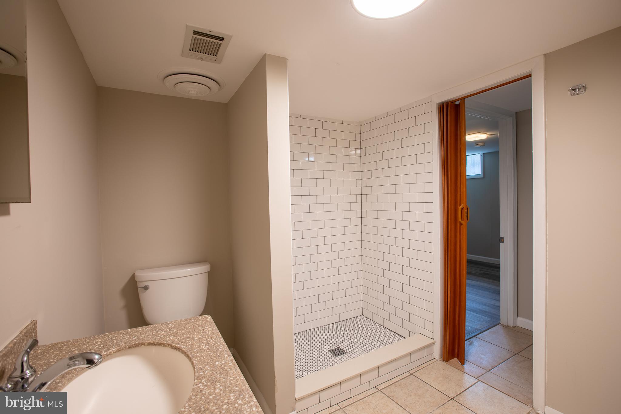 NEW CARROLLTON - Residential Lease