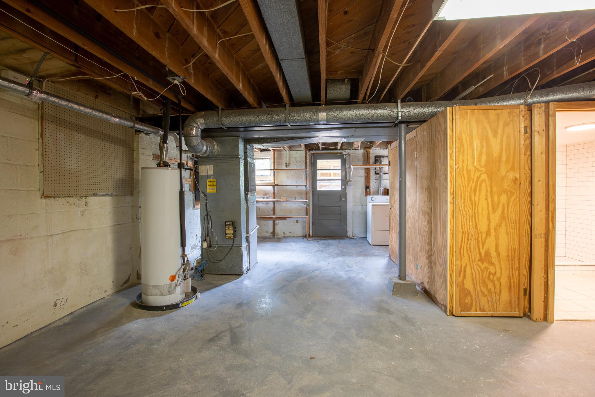 NEW CARROLLTON - Residential Lease