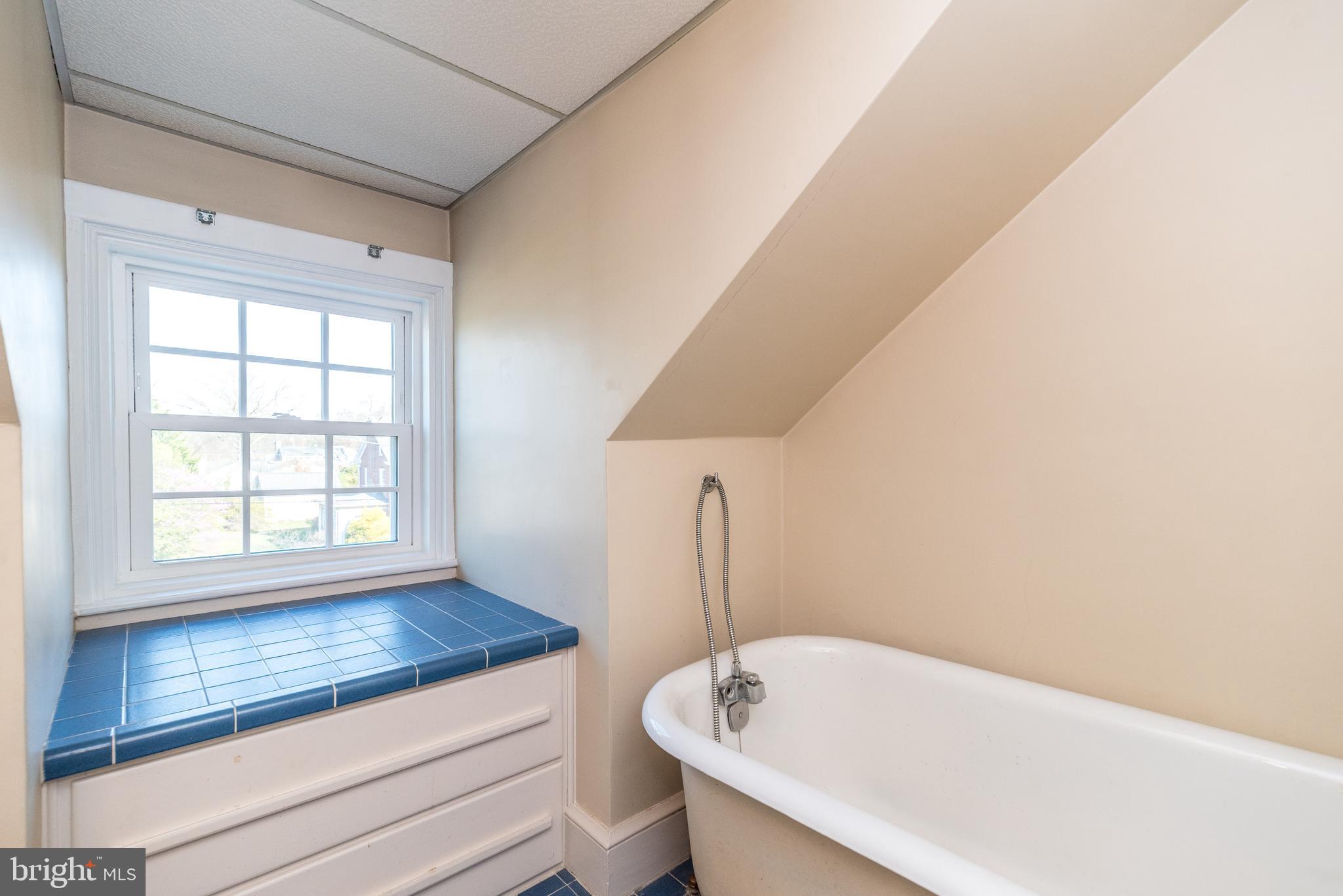 ROSEDALE - Residential