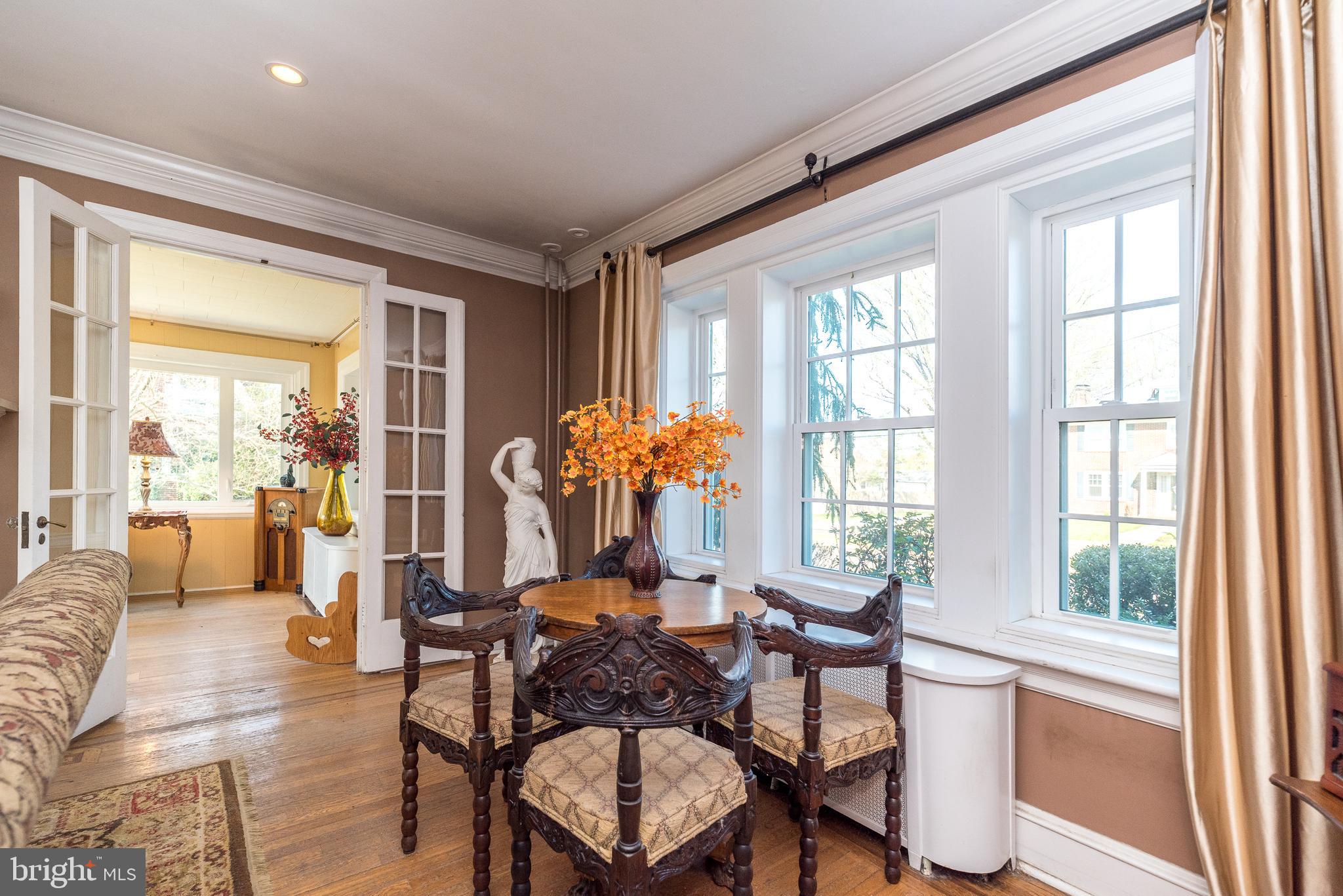 ROSEDALE - Residential