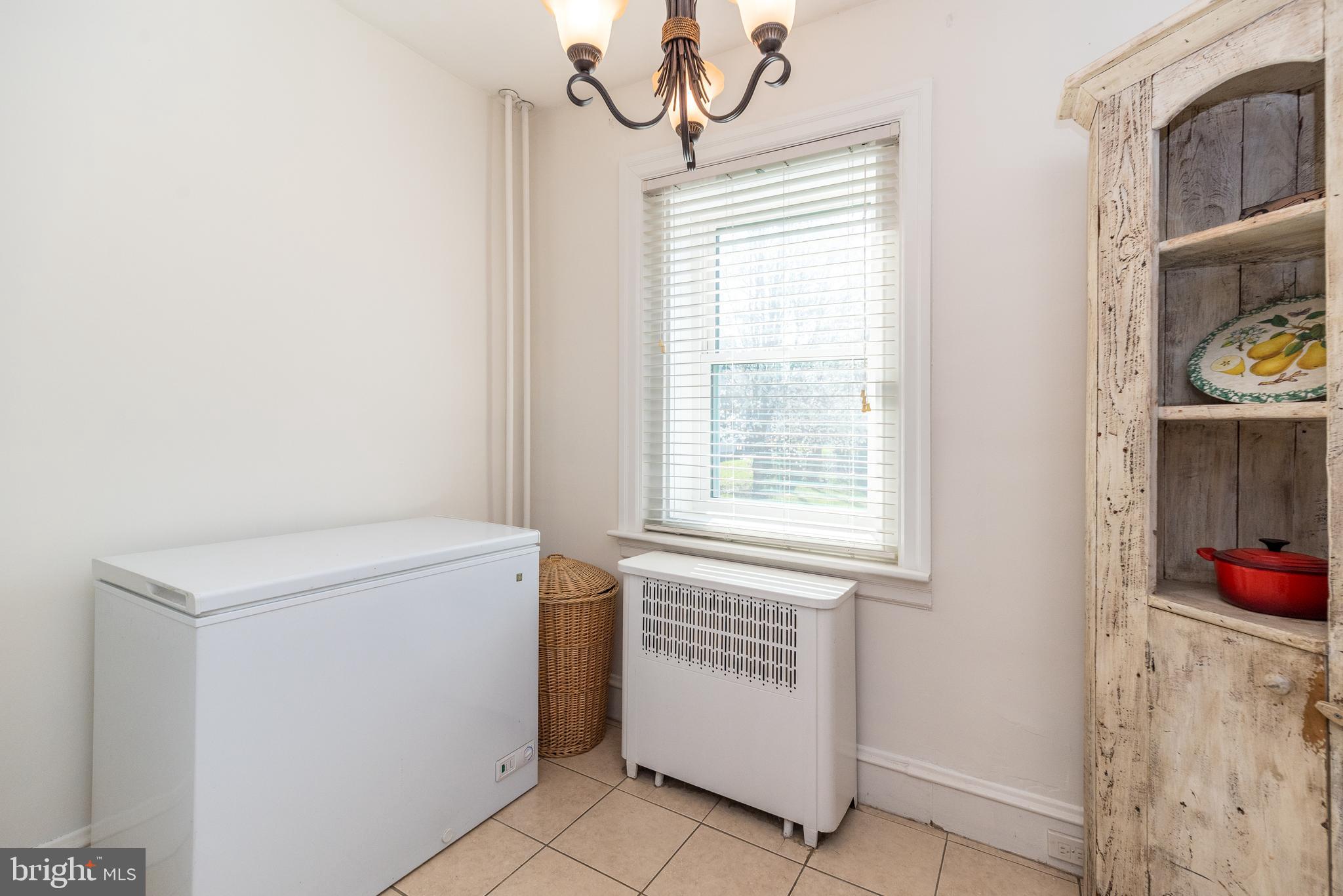 ROSEDALE - Residential