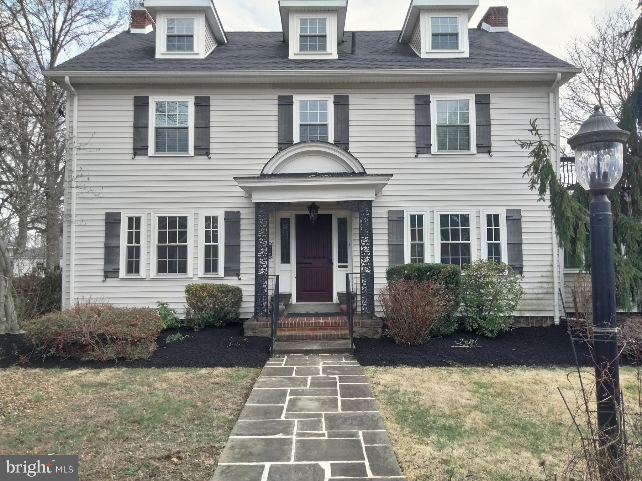 ROSEDALE - Residential