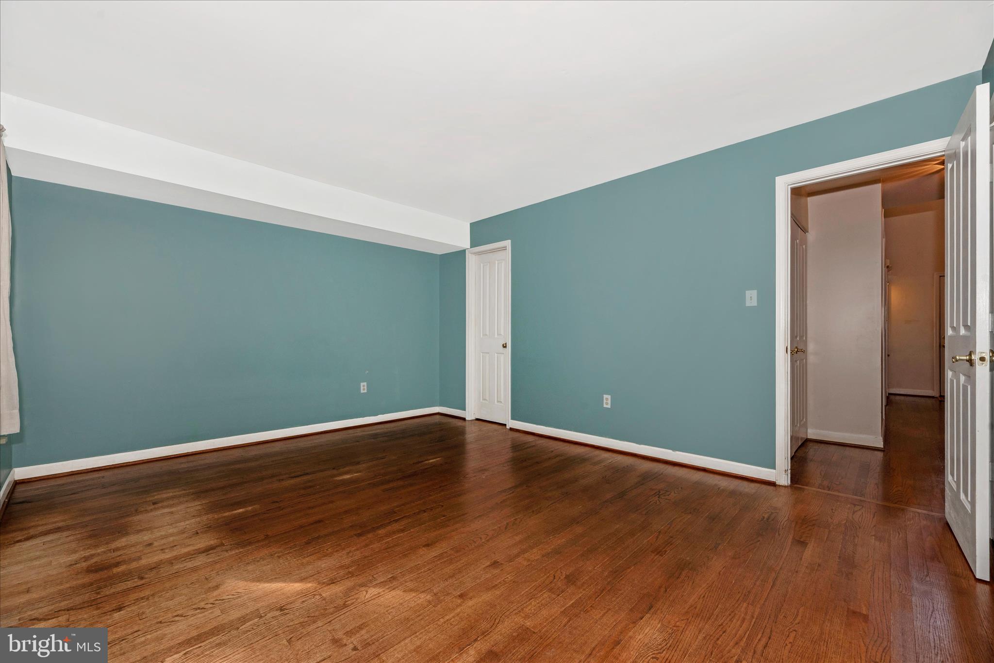 WORMANS MILL - Residential