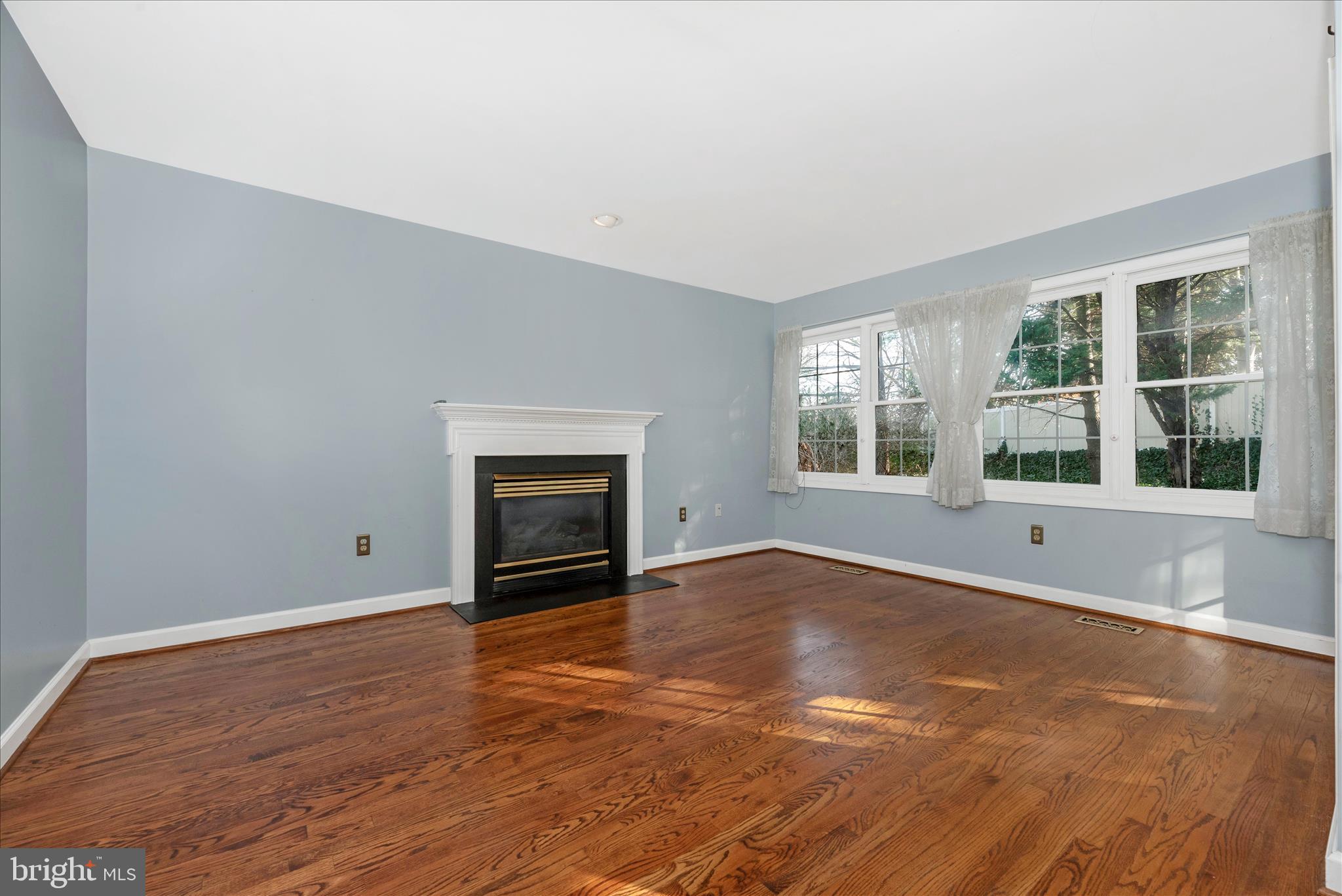 WORMANS MILL - Residential