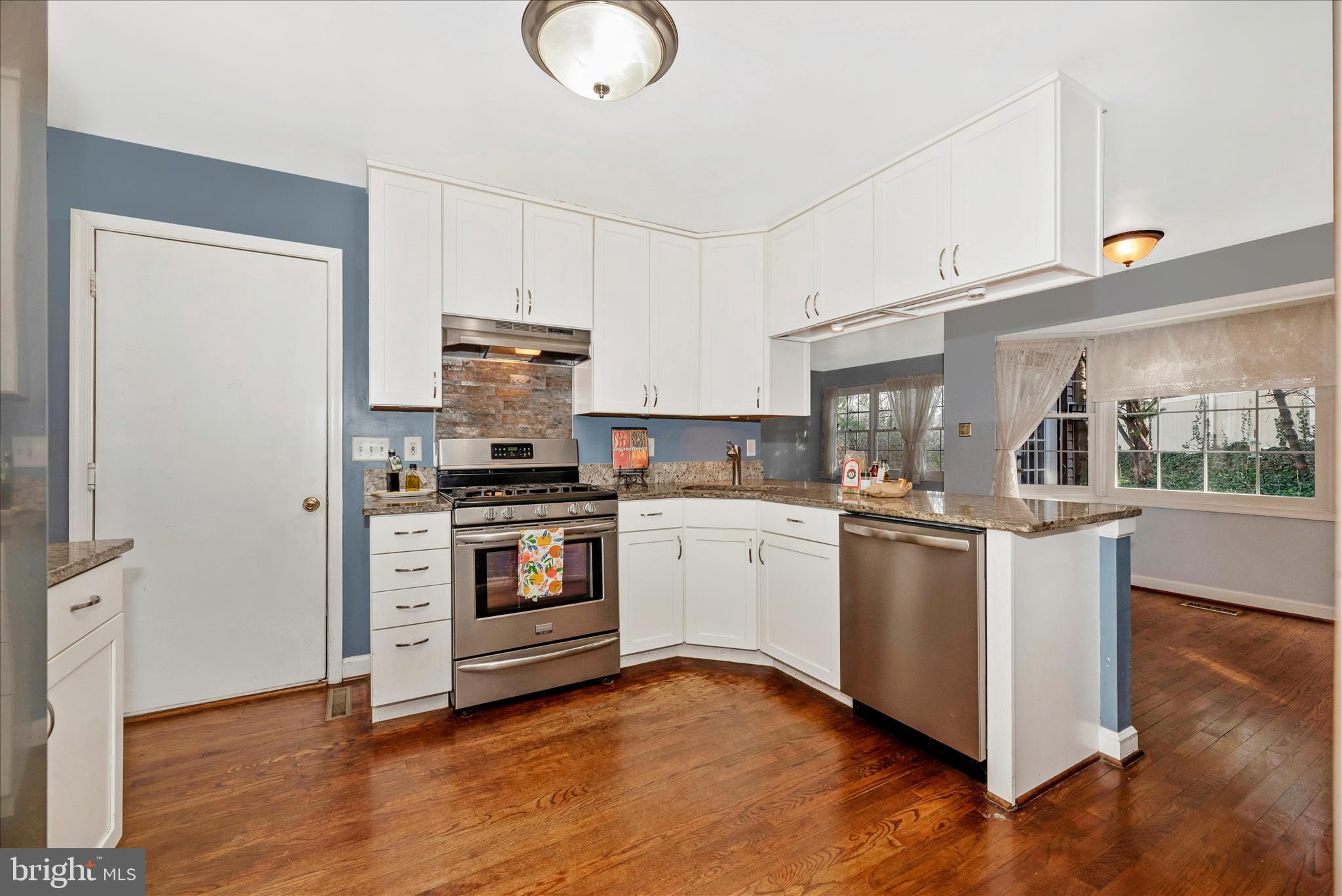 WORMANS MILL - Residential