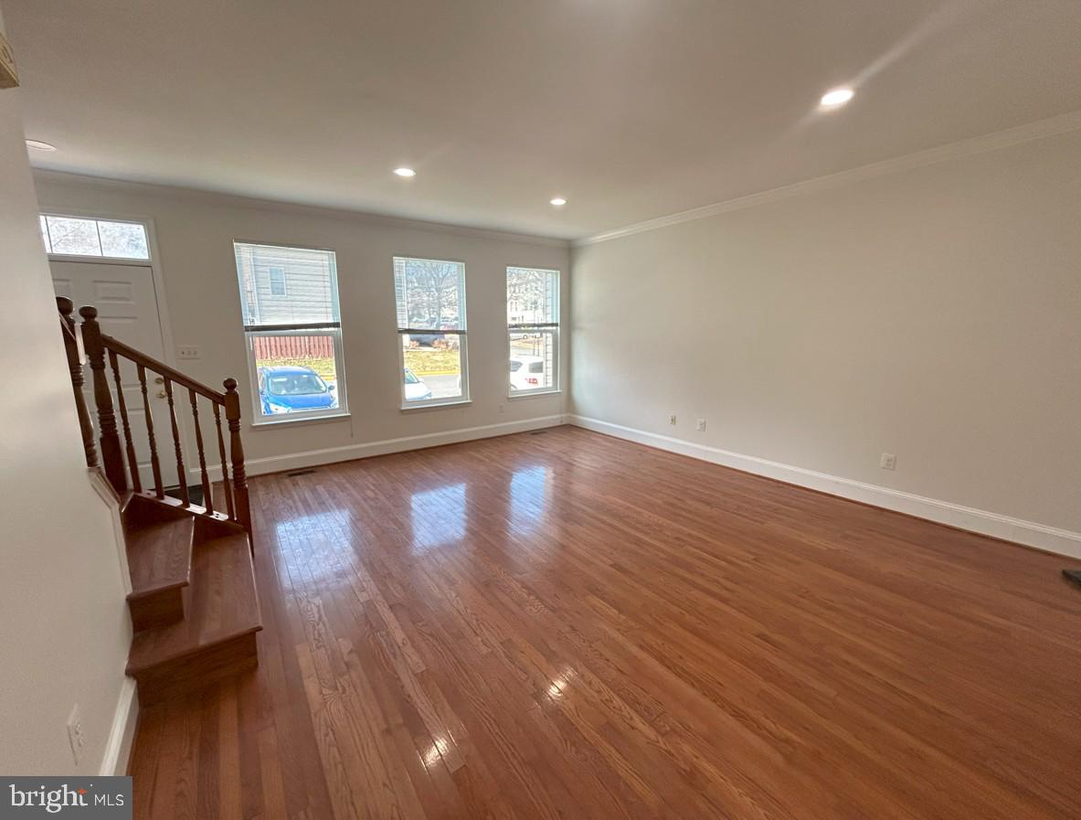 LEE OVERLOOK - Residential Lease