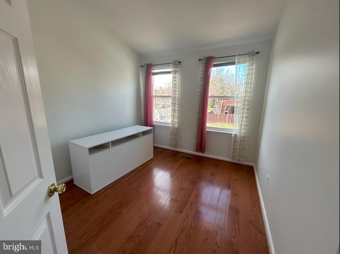 LEE OVERLOOK - Residential Lease