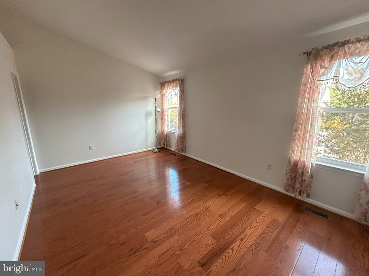 LEE OVERLOOK - Residential Lease