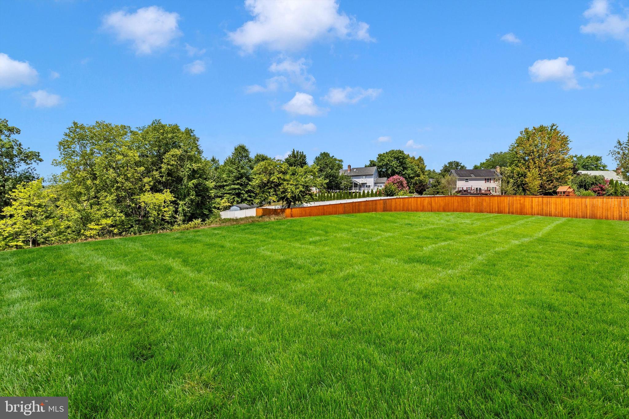 MEADOWRIDGE - Residential