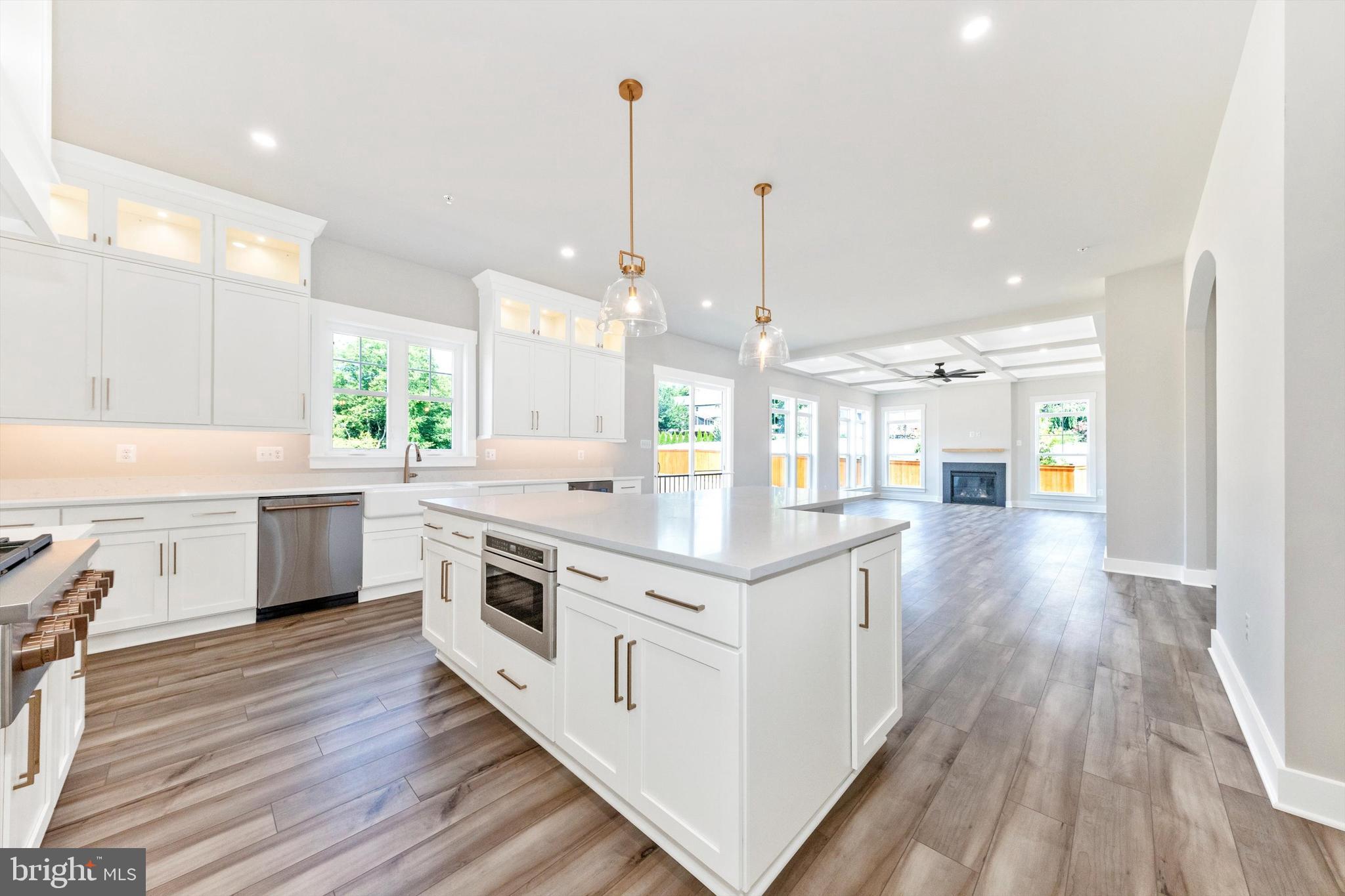 MEADOWRIDGE - Residential