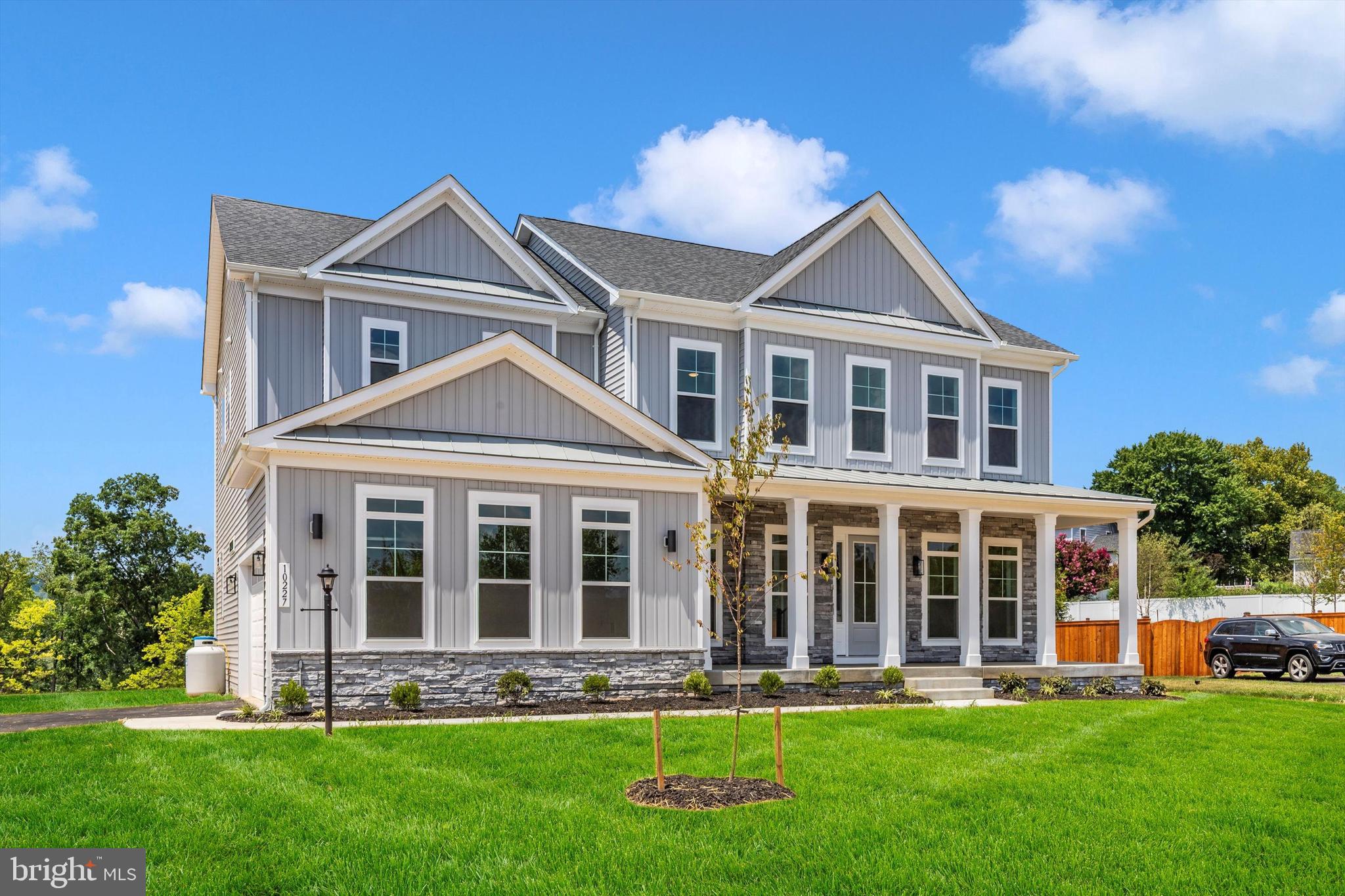 MEADOWRIDGE - Residential