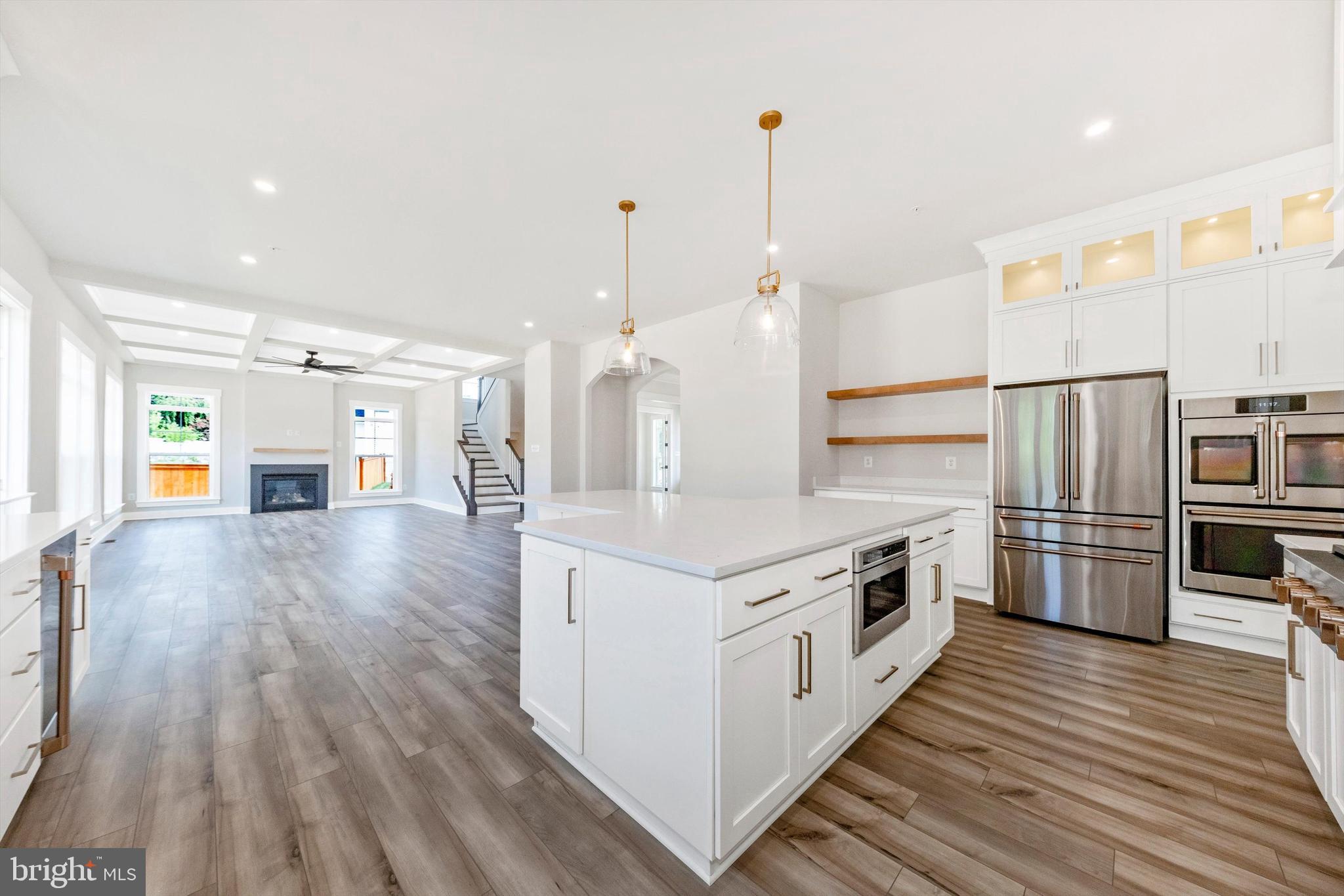 MEADOWRIDGE - Residential