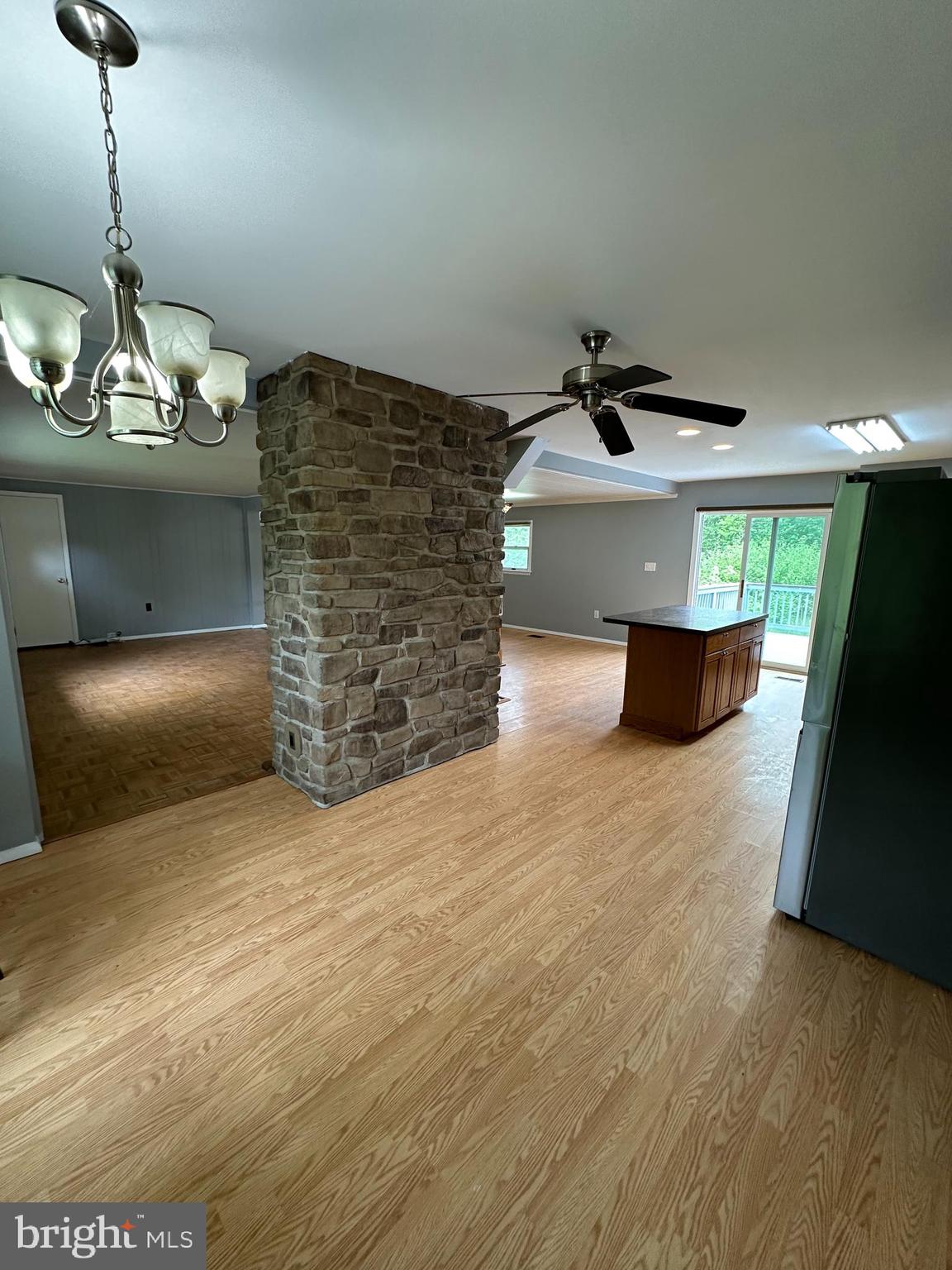 ABINGDON ESTATES - Residential Lease