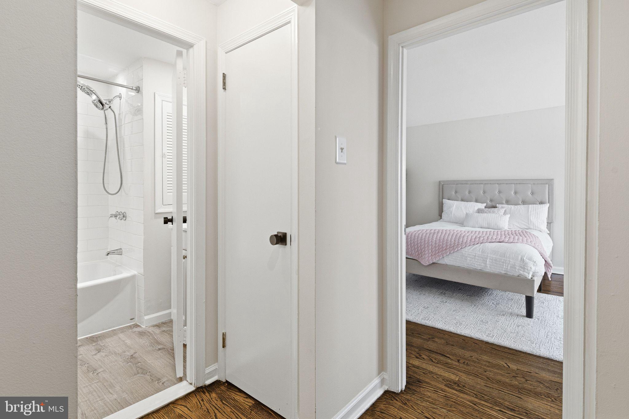 WASHINGTON SQ WEST - Residential