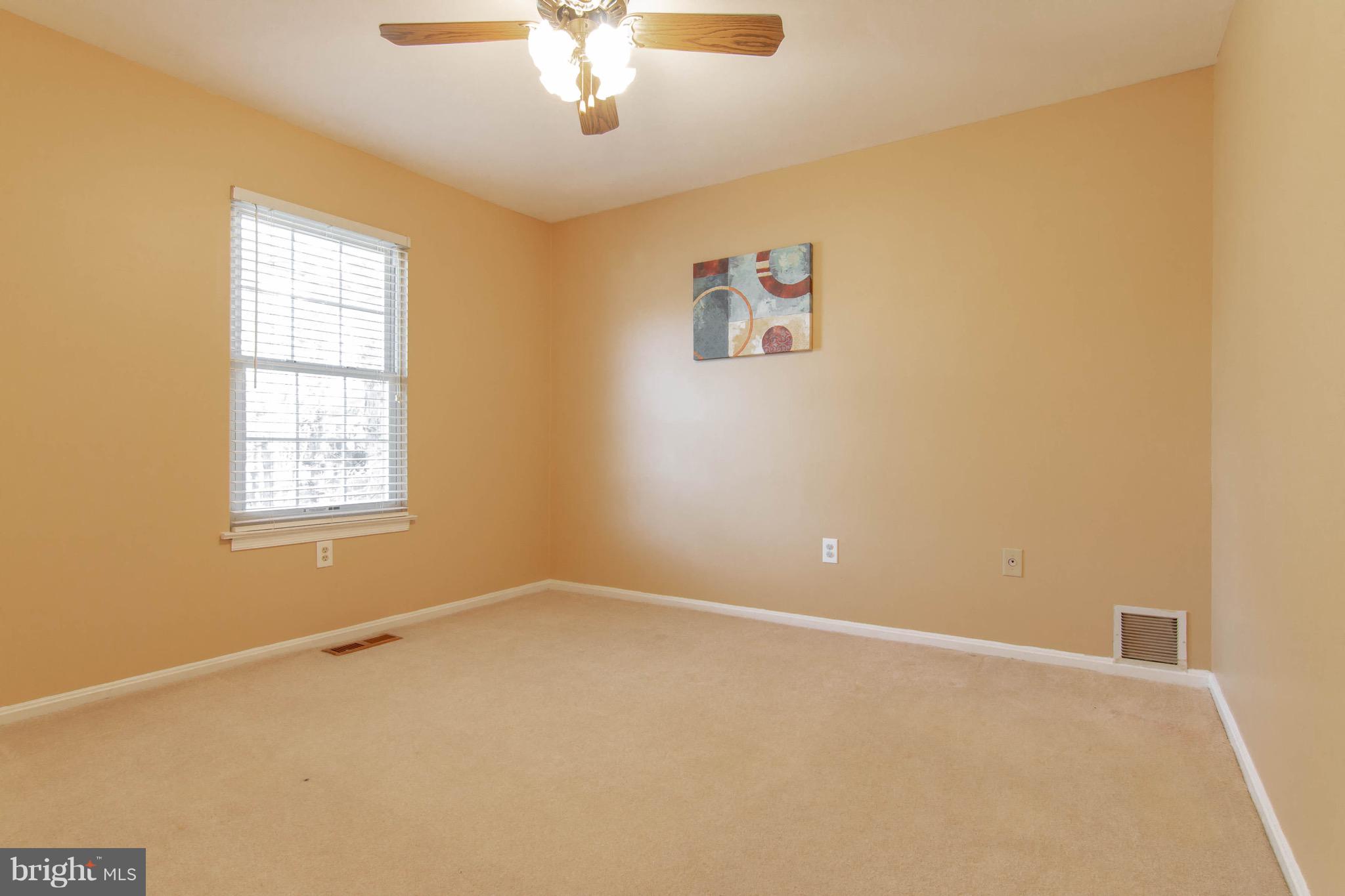 MONTPELIER - Residential