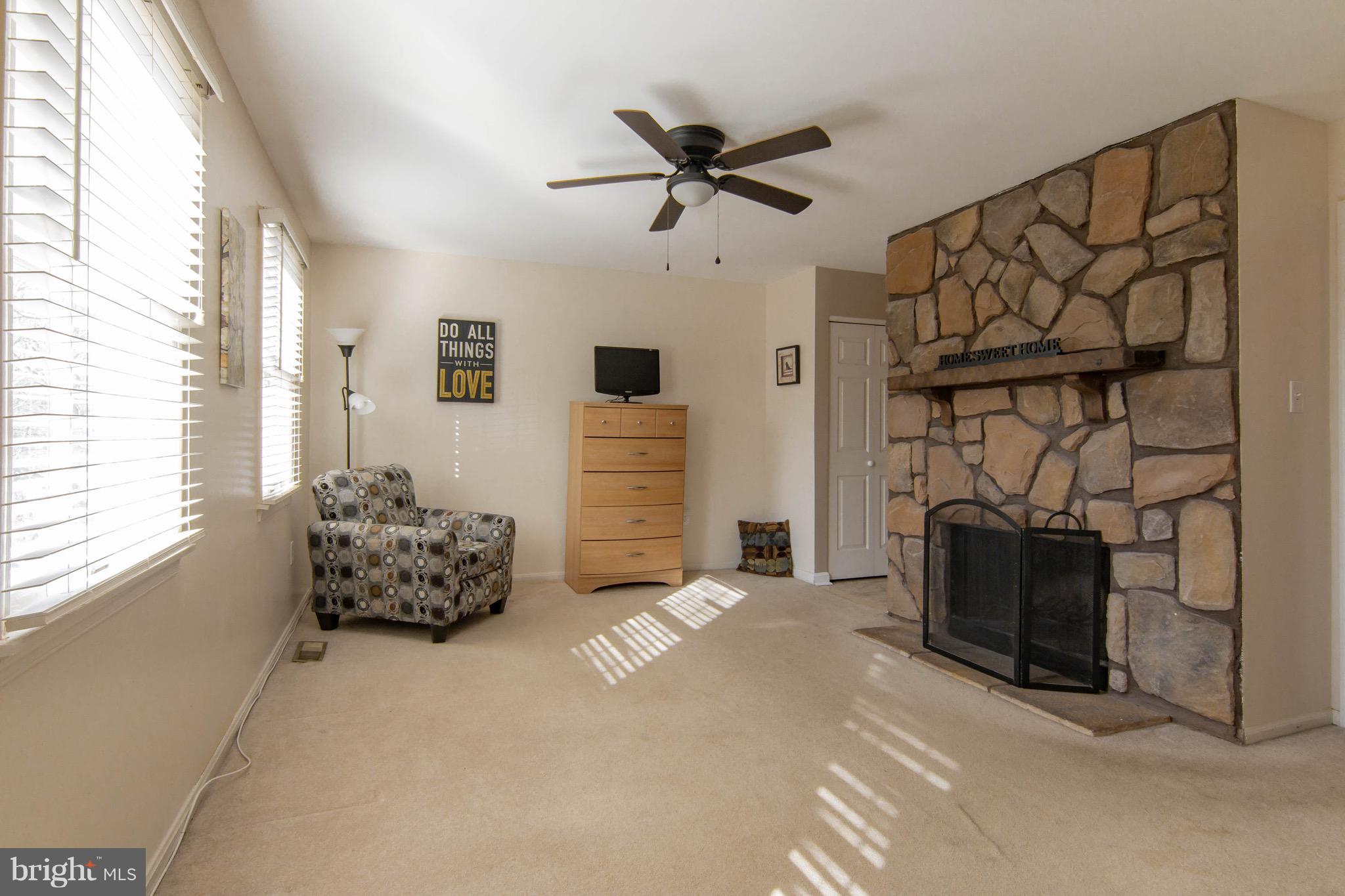 MONTPELIER - Residential