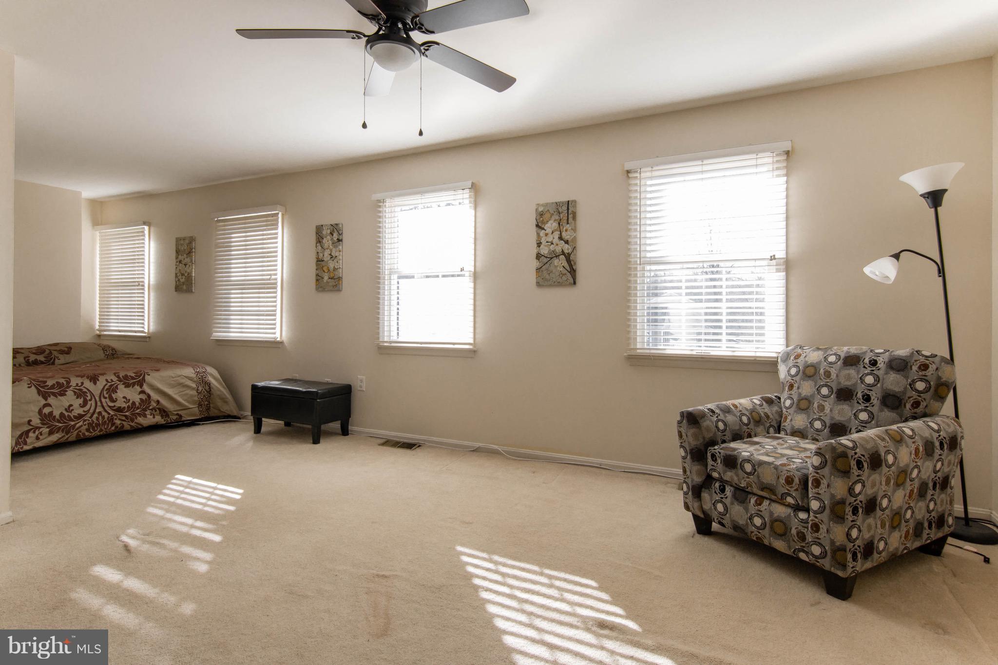 MONTPELIER - Residential