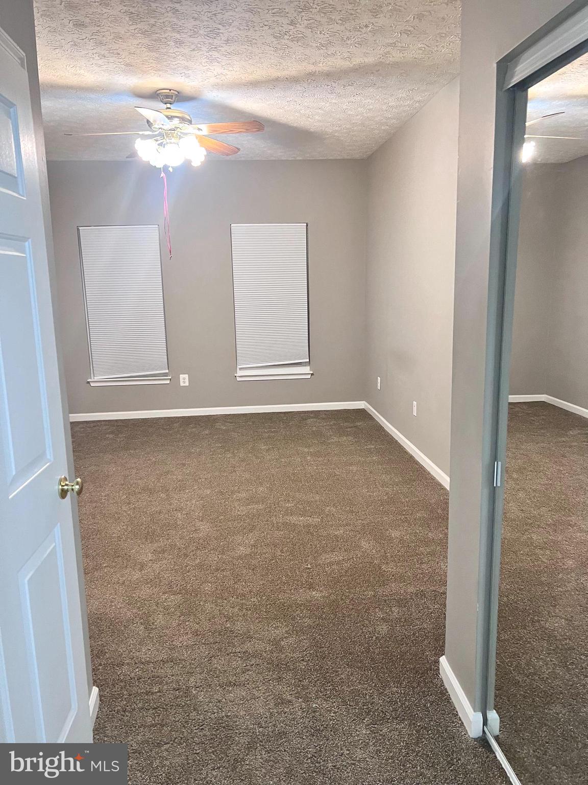 LOHR'S ORCHARD - Residential Lease