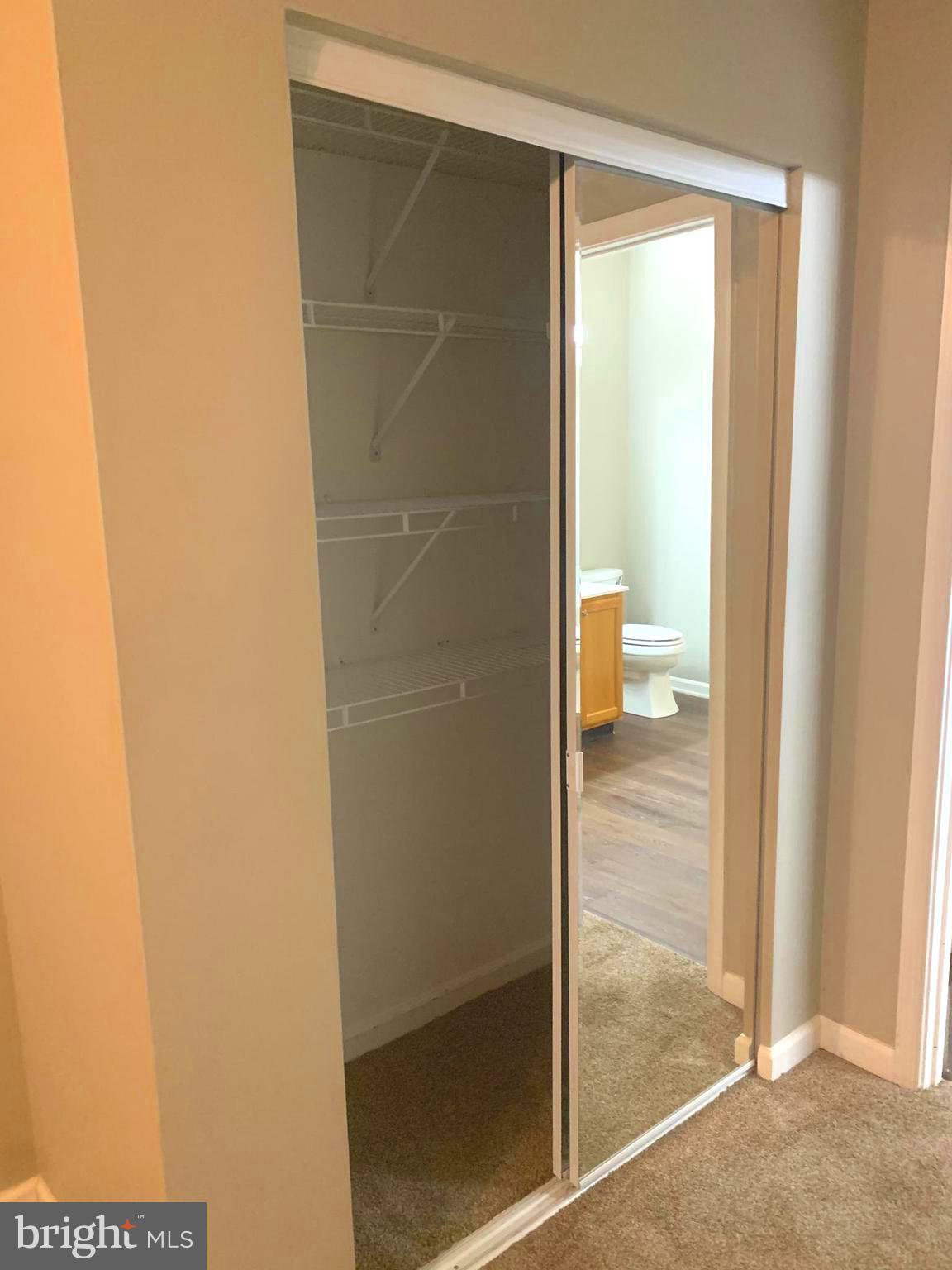 LOHR'S ORCHARD - Residential Lease