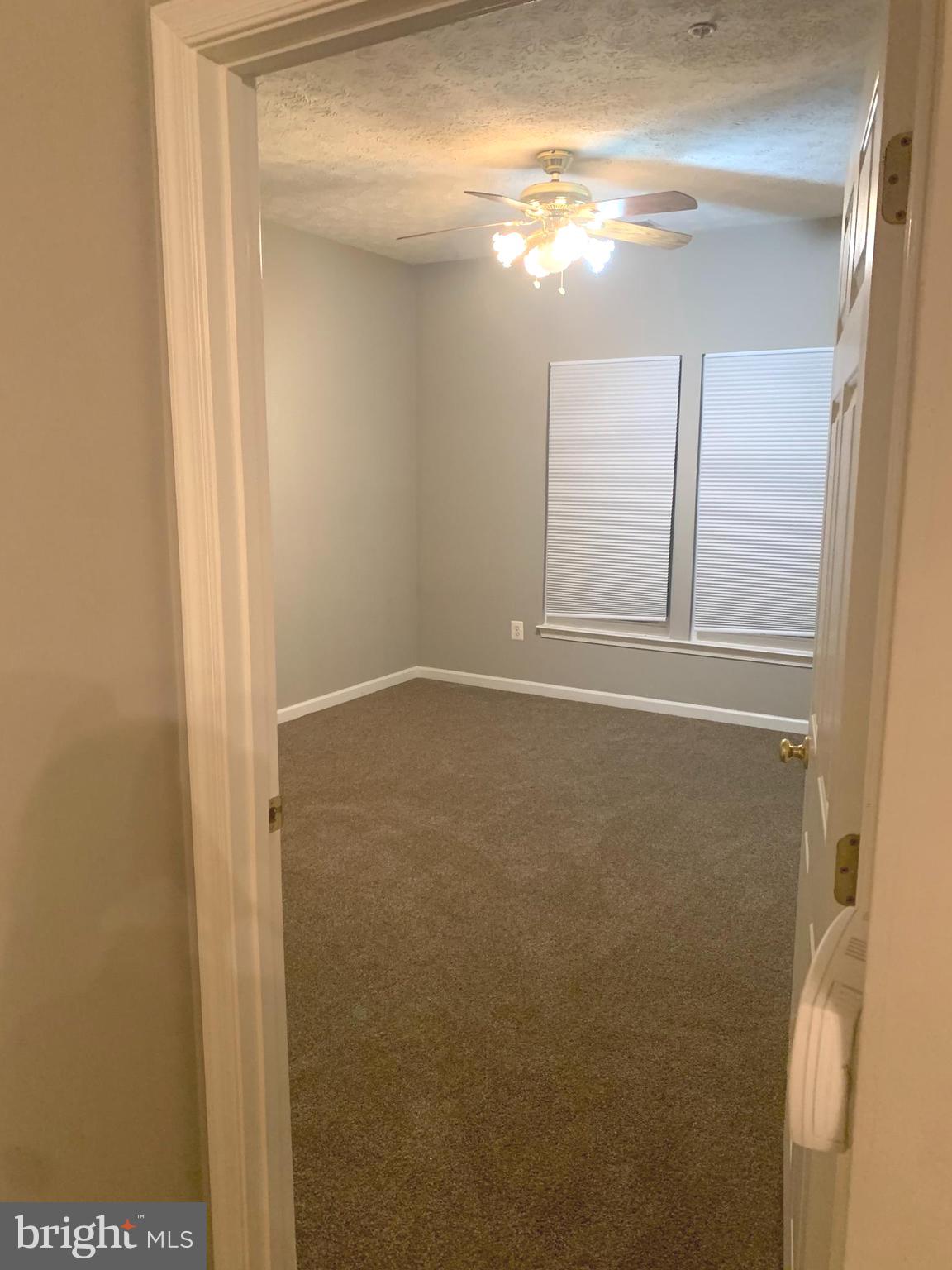 LOHR'S ORCHARD - Residential Lease