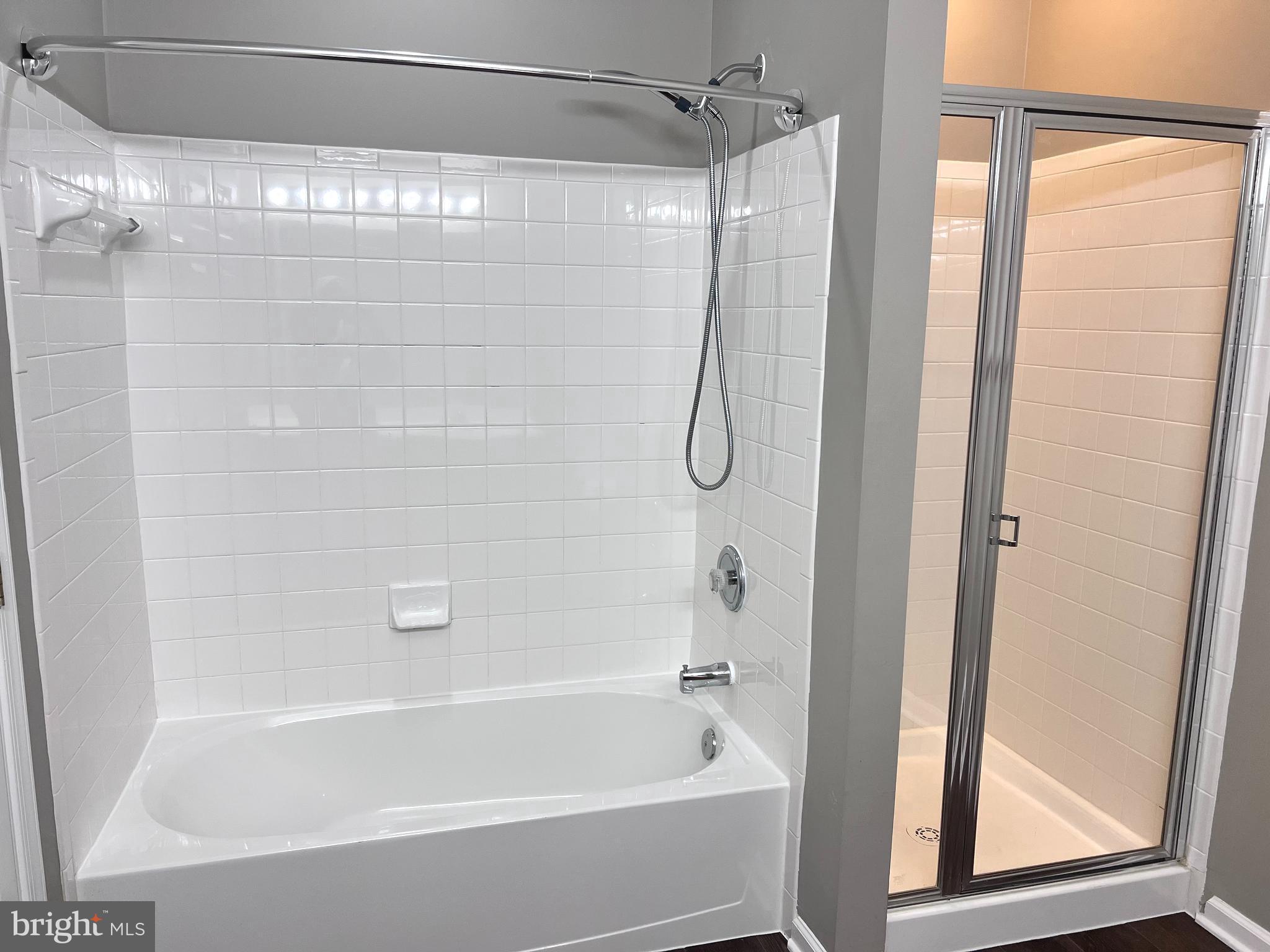 LOHR'S ORCHARD - Residential Lease