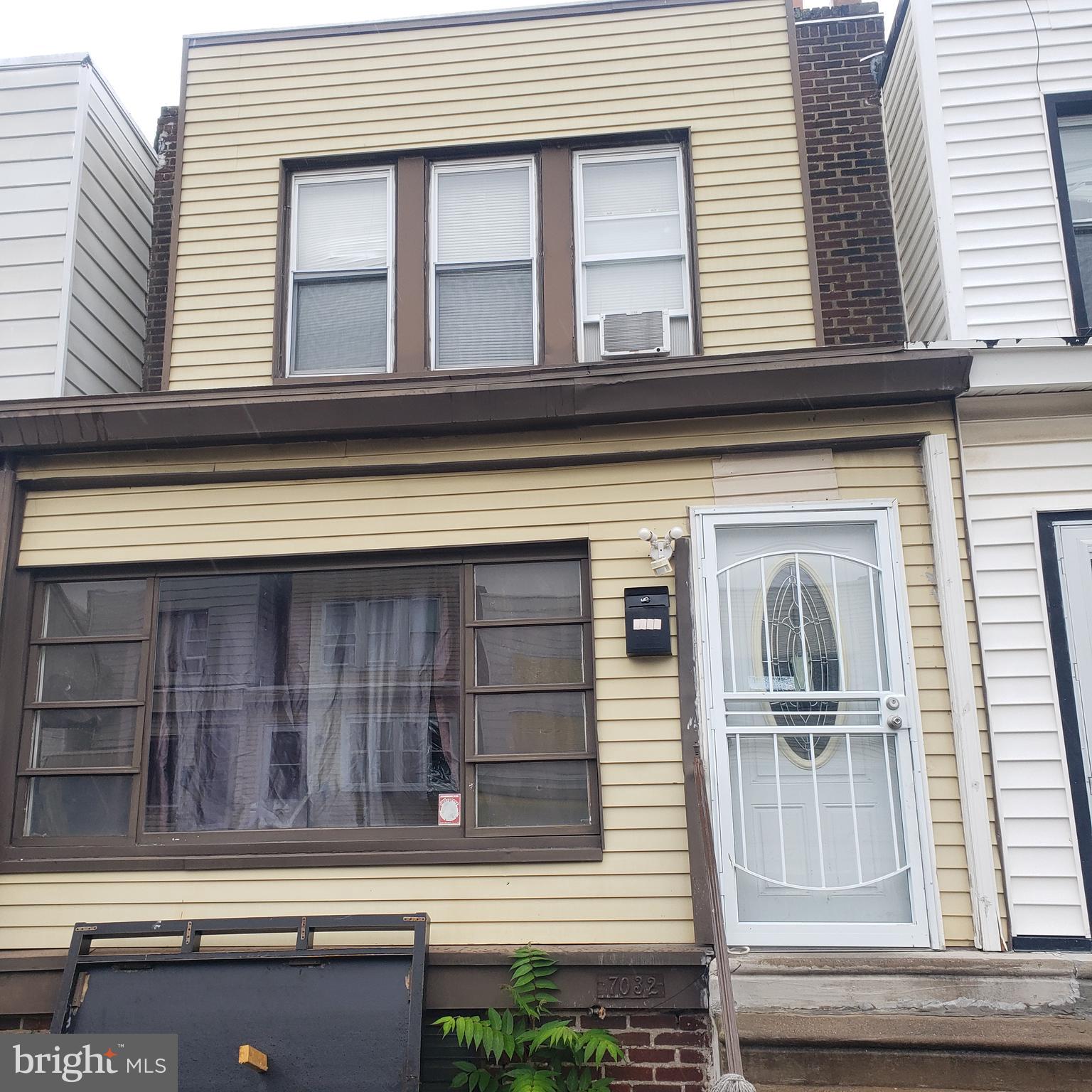 PHILADELPHIA (SOUTHWEST) - Residential