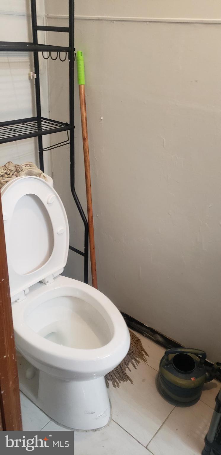 PHILADELPHIA (SOUTHWEST) - Residential