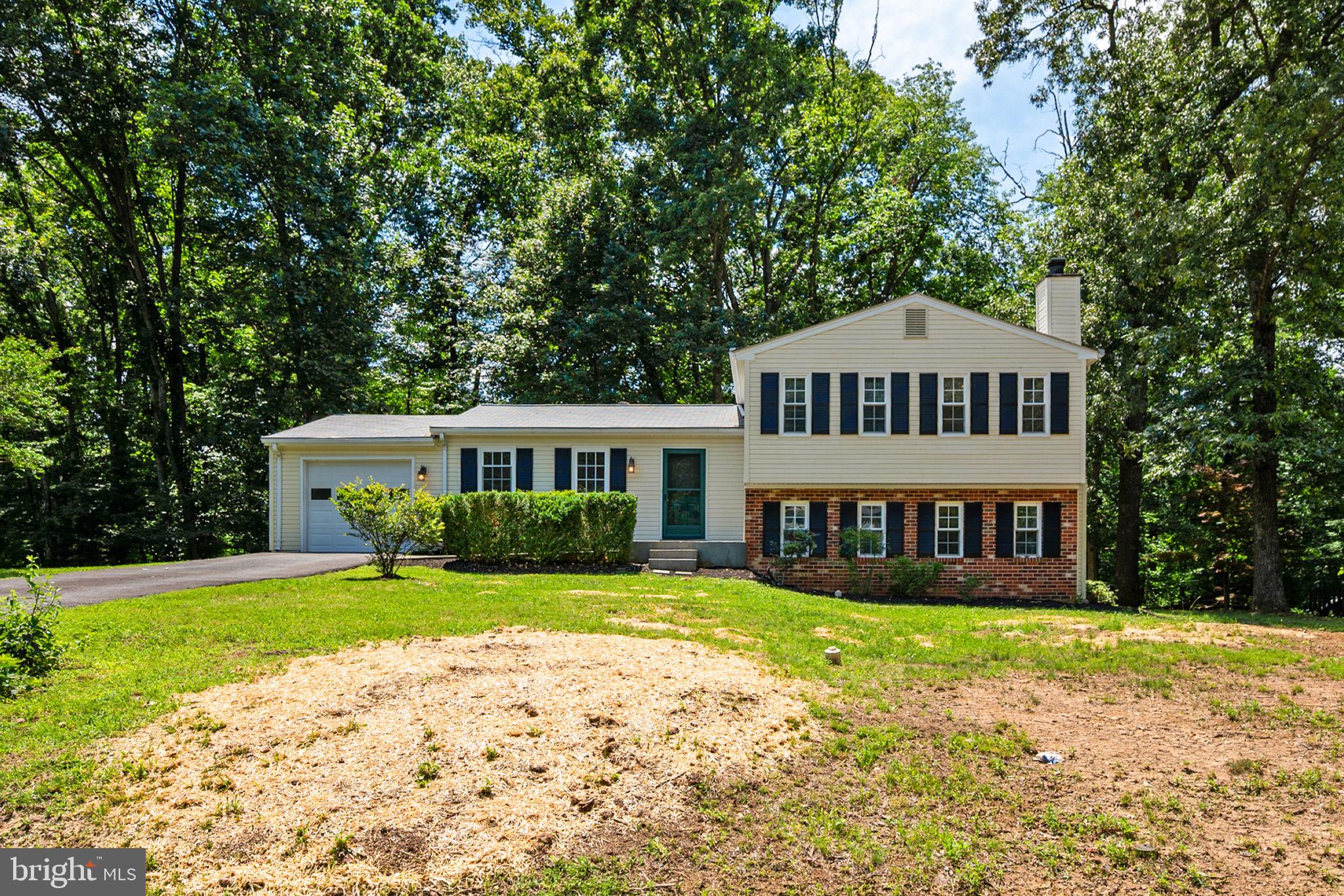 2422 IVYWOOD ROAD