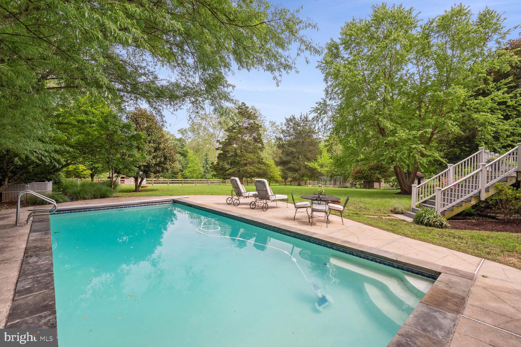 GLEN VISTA - Residential