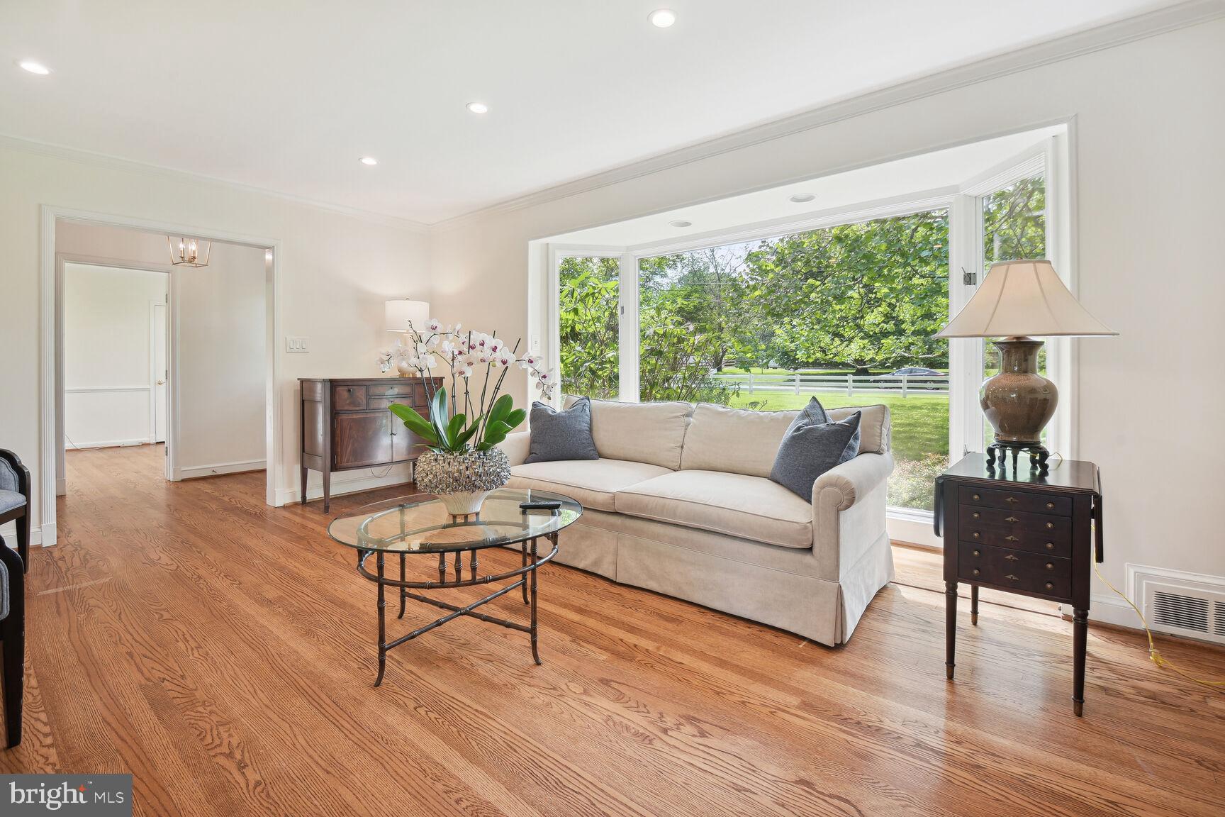 GLEN VISTA - Residential