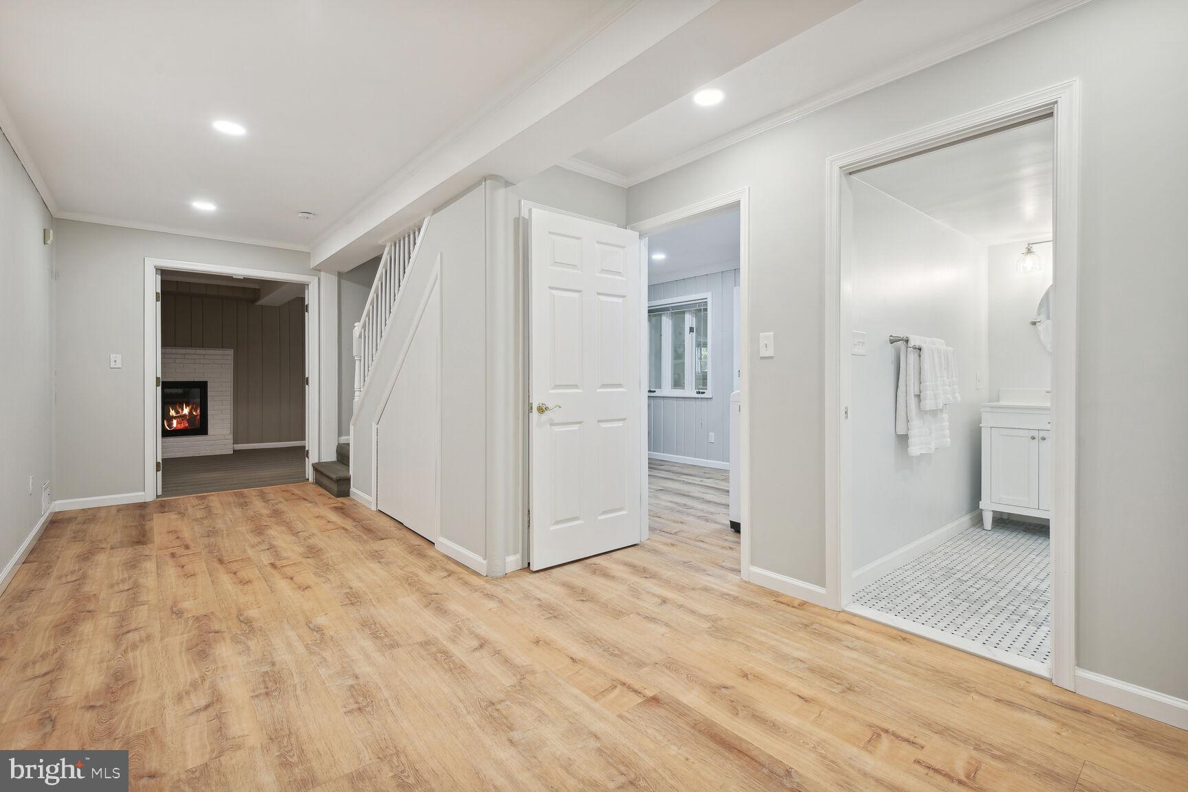 GLEN VISTA - Residential