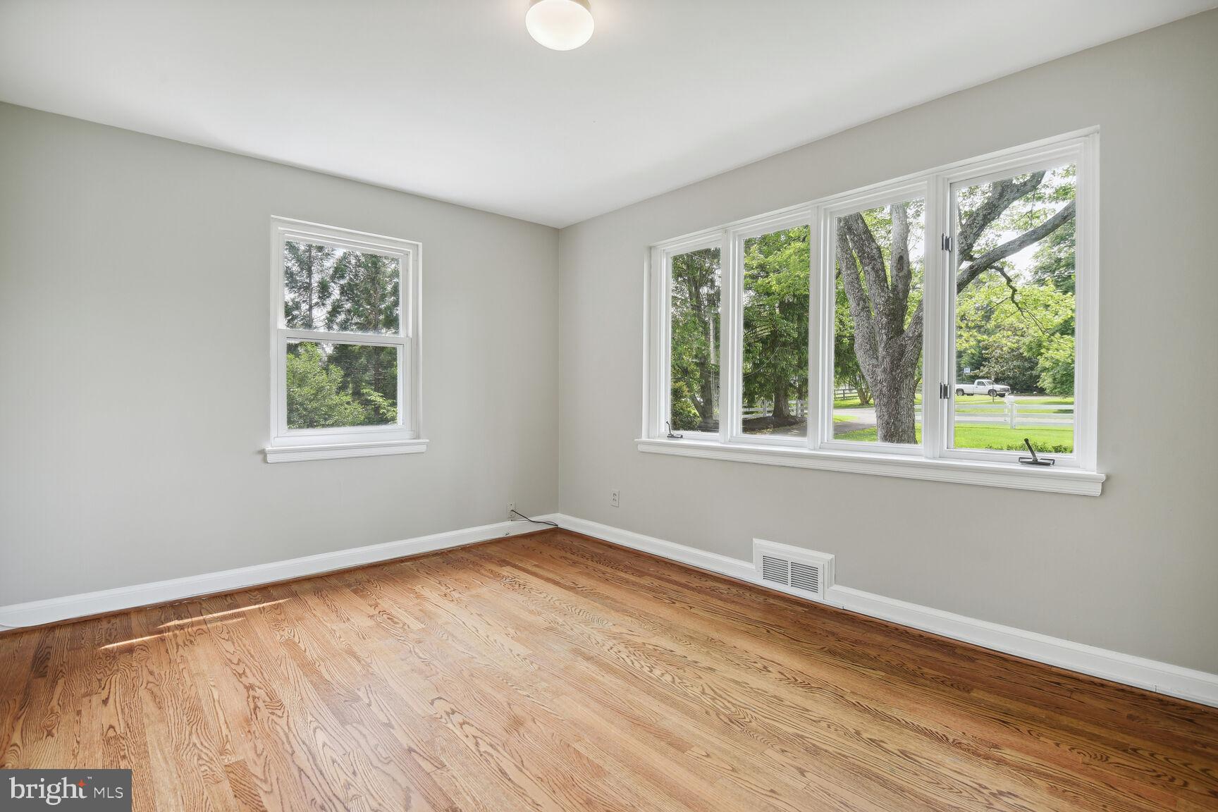 GLEN VISTA - Residential