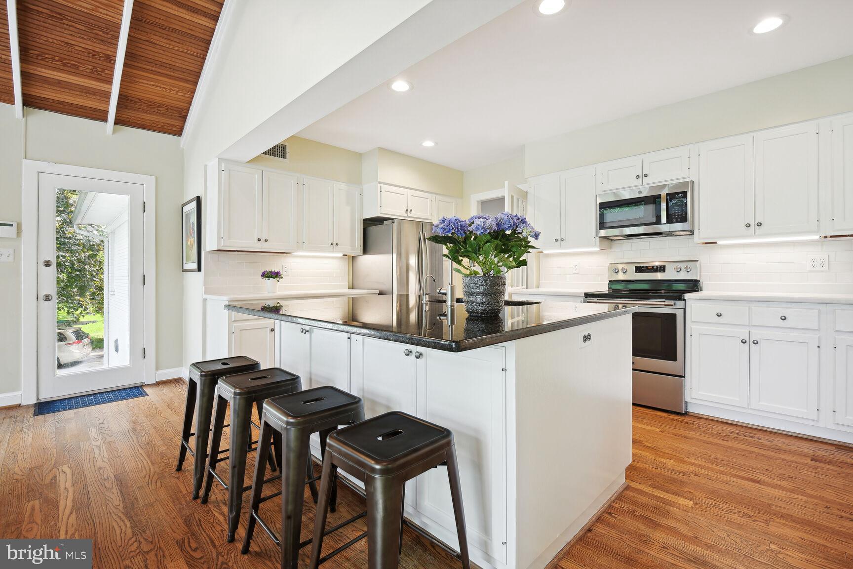 GLEN VISTA - Residential